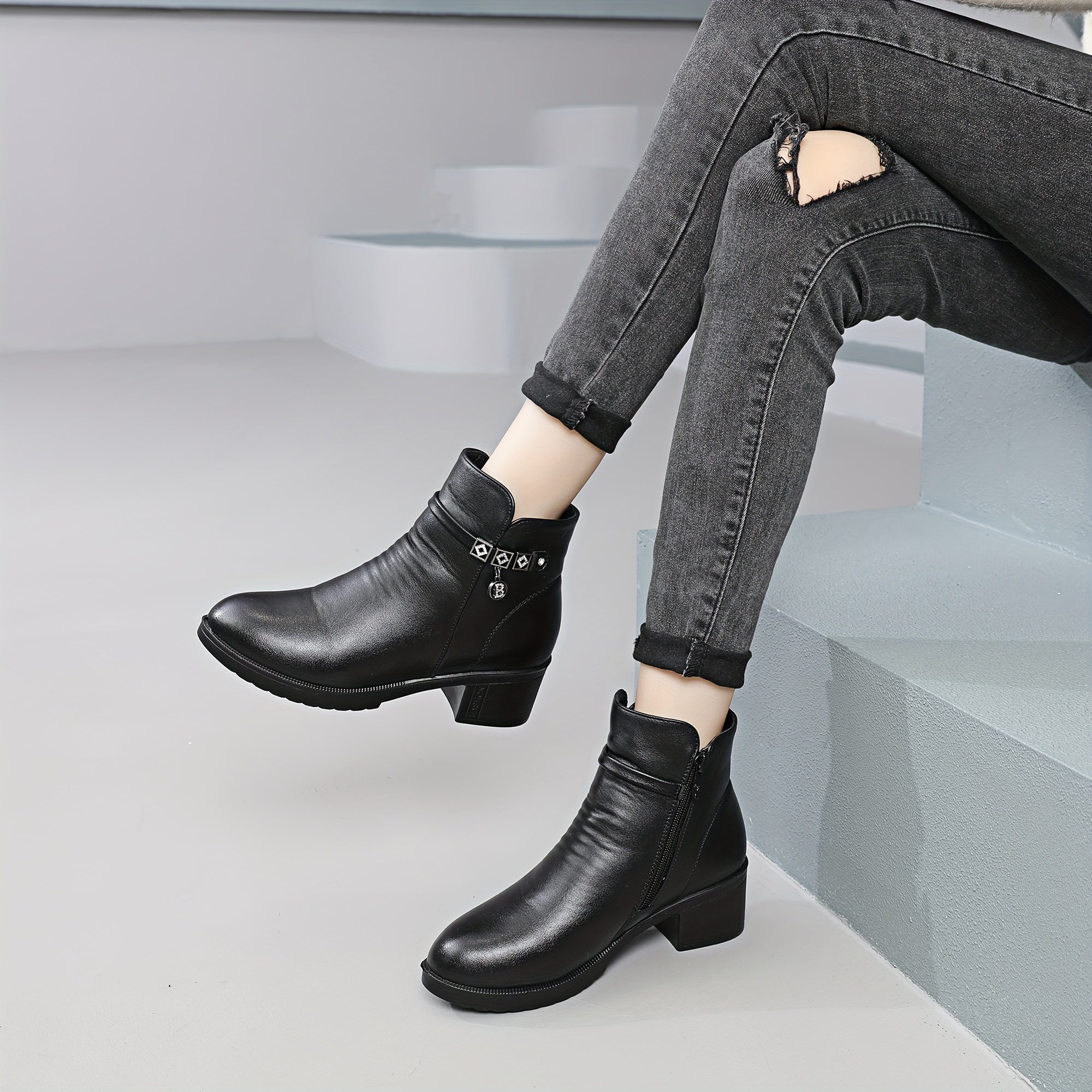 Women’s Ankle Boots With Chunky Heel Zipper Cold Weather Shoes