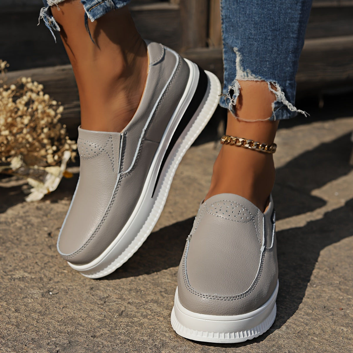 Women's Casual Slip-On Sneakers Lightweight Faux Cover Thick Sole Round Toe