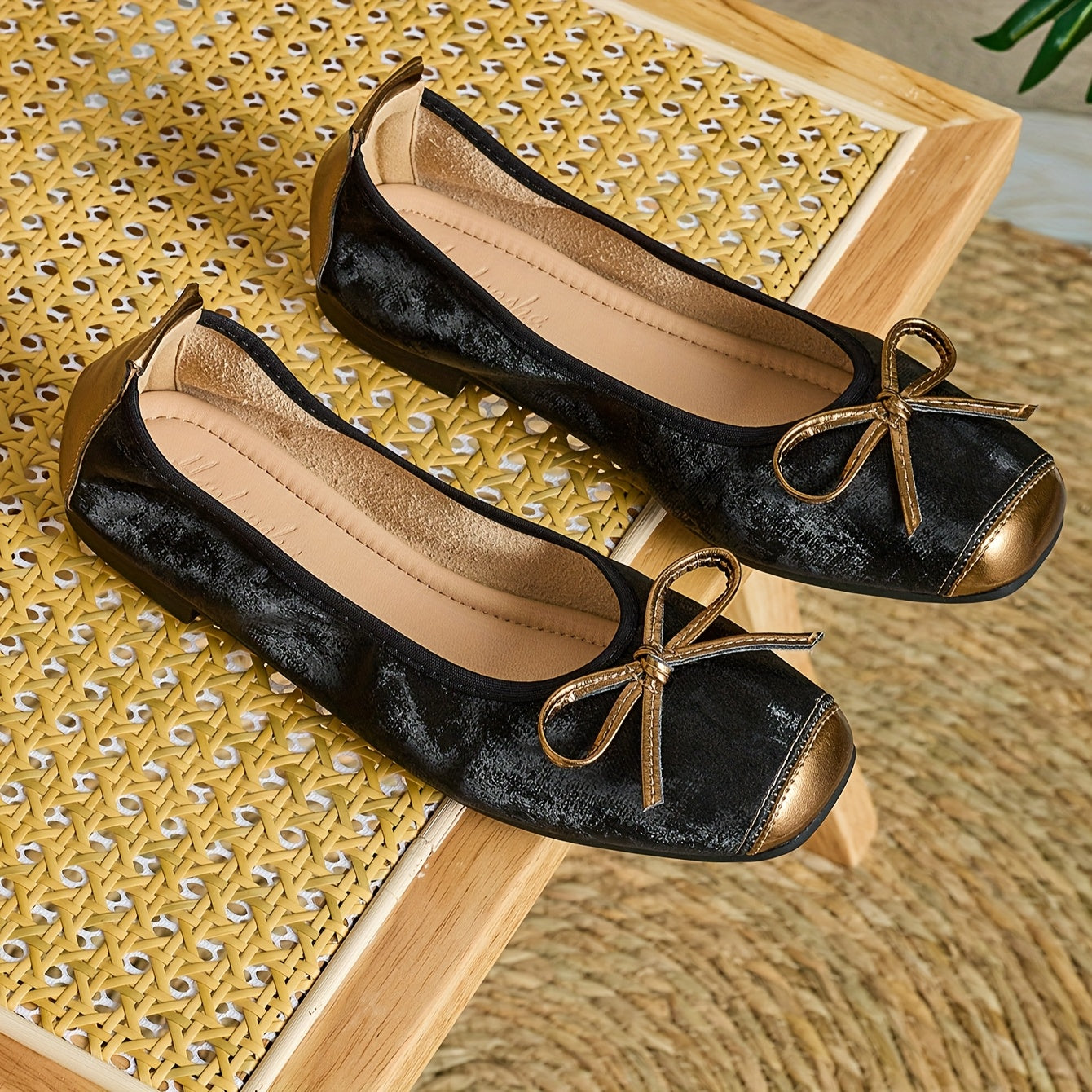 Zapatos planos de ballet negros para mujer con lazo dorado, zapatos sin cordones