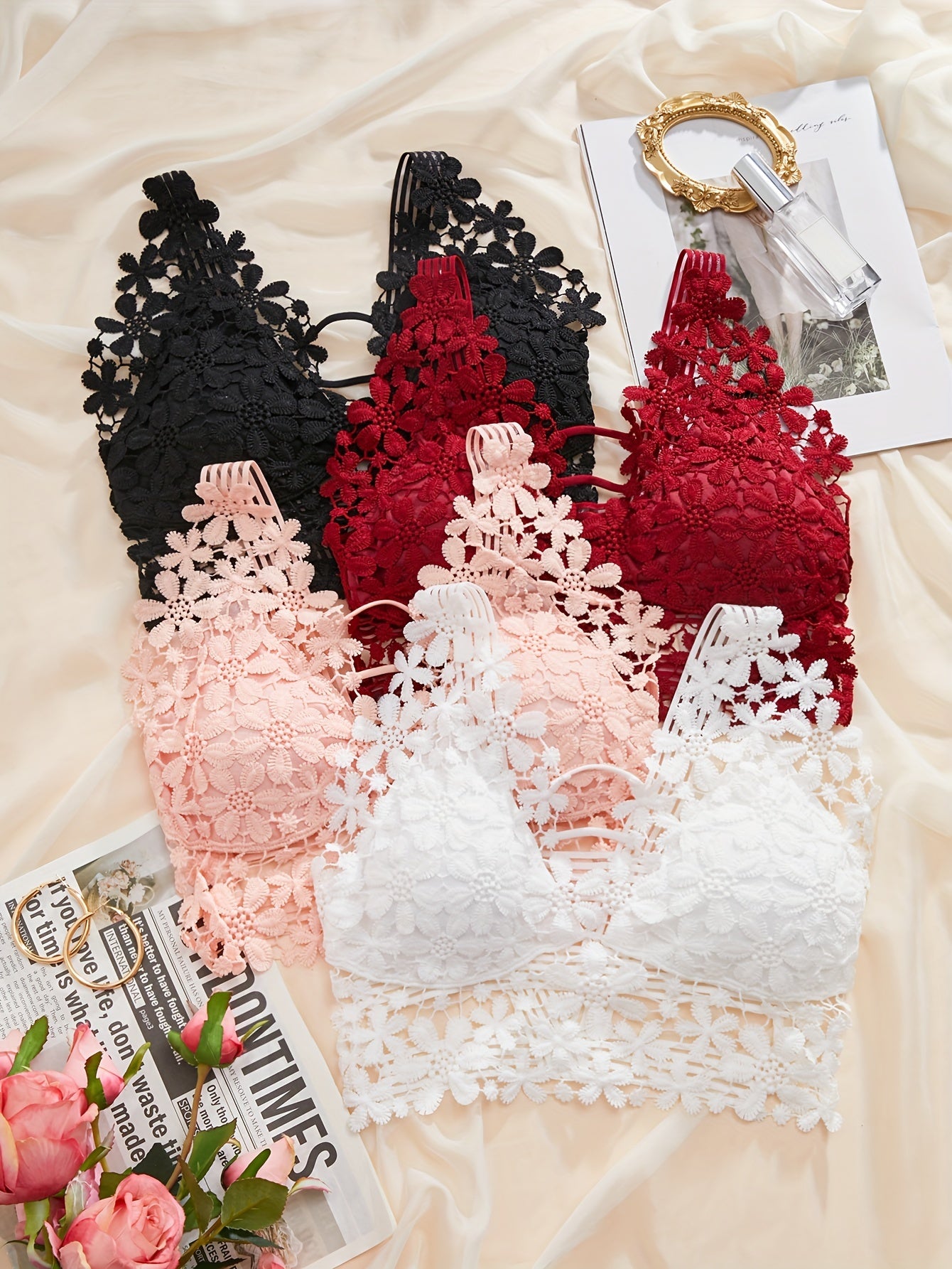 Women's Lace Wireless Bras with Contrast Details, Breathable Cut-Out Style