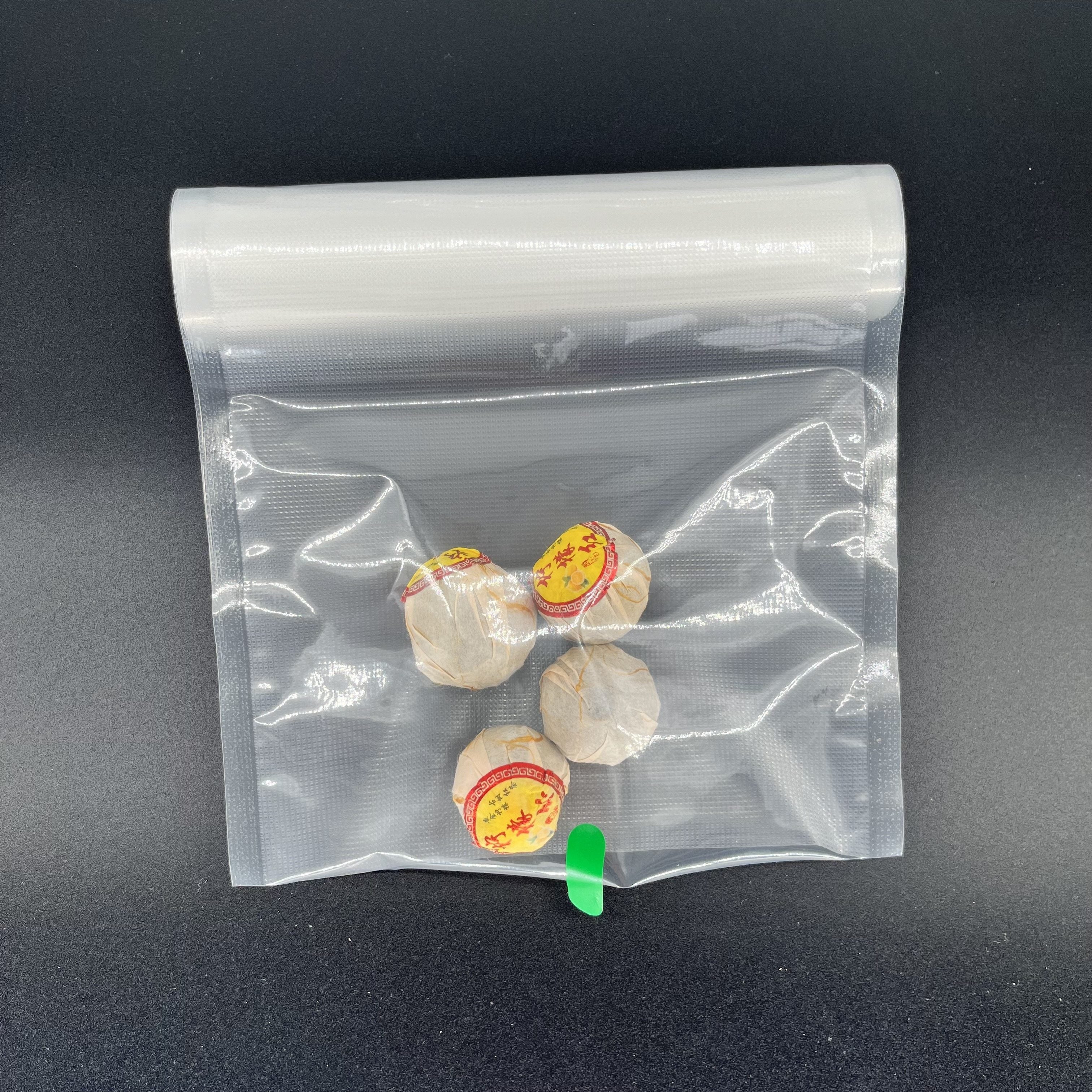 Mustahkam plastmassa vakuum yopishqoq sumkalar, 20x300cm, muzlatgich, mikroto'lqinli pech, sho'rva va oziq-ovqat saqlash uchun.