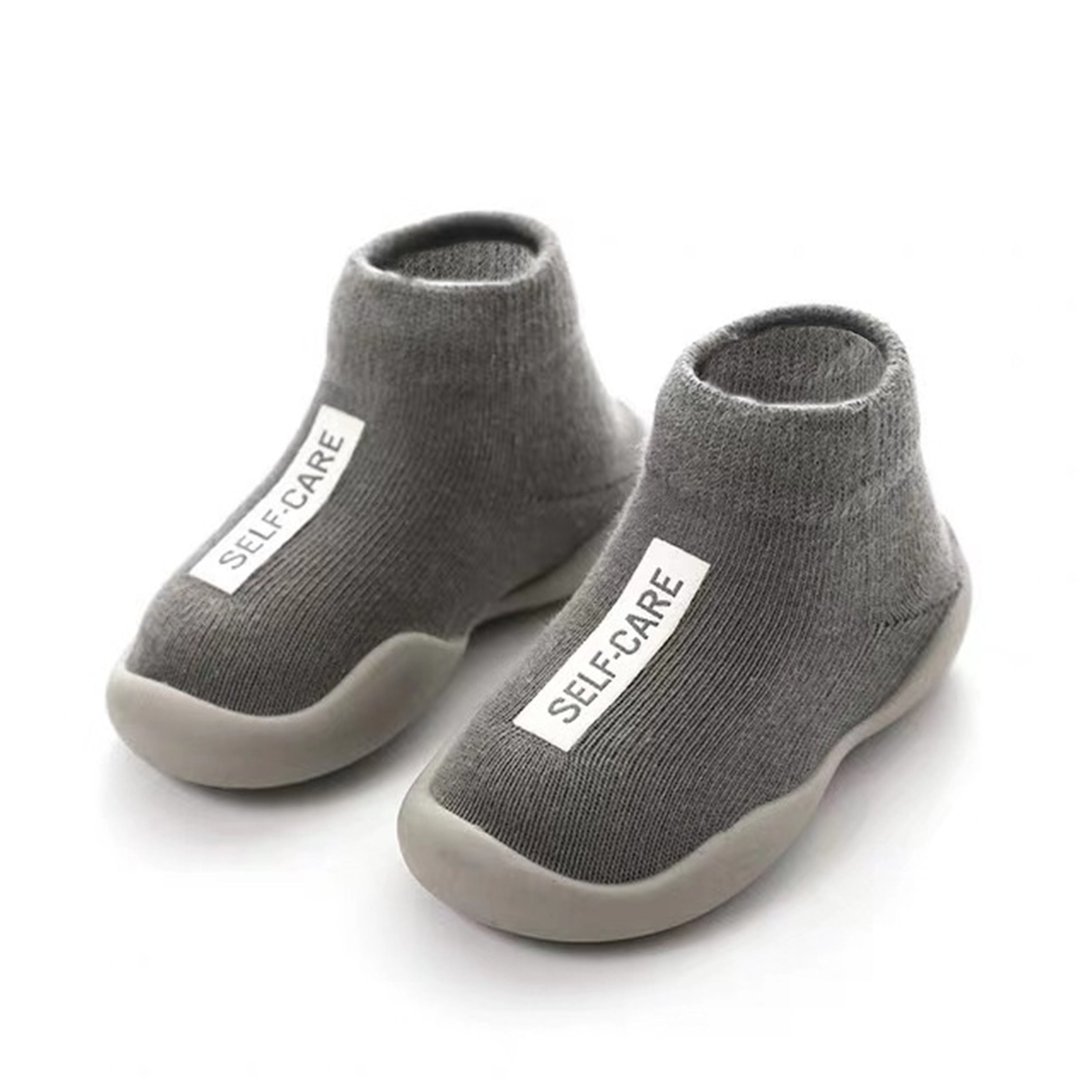 Boys Slip-On Shoes All-Season Breathable Non-Slip Indoor Comfort