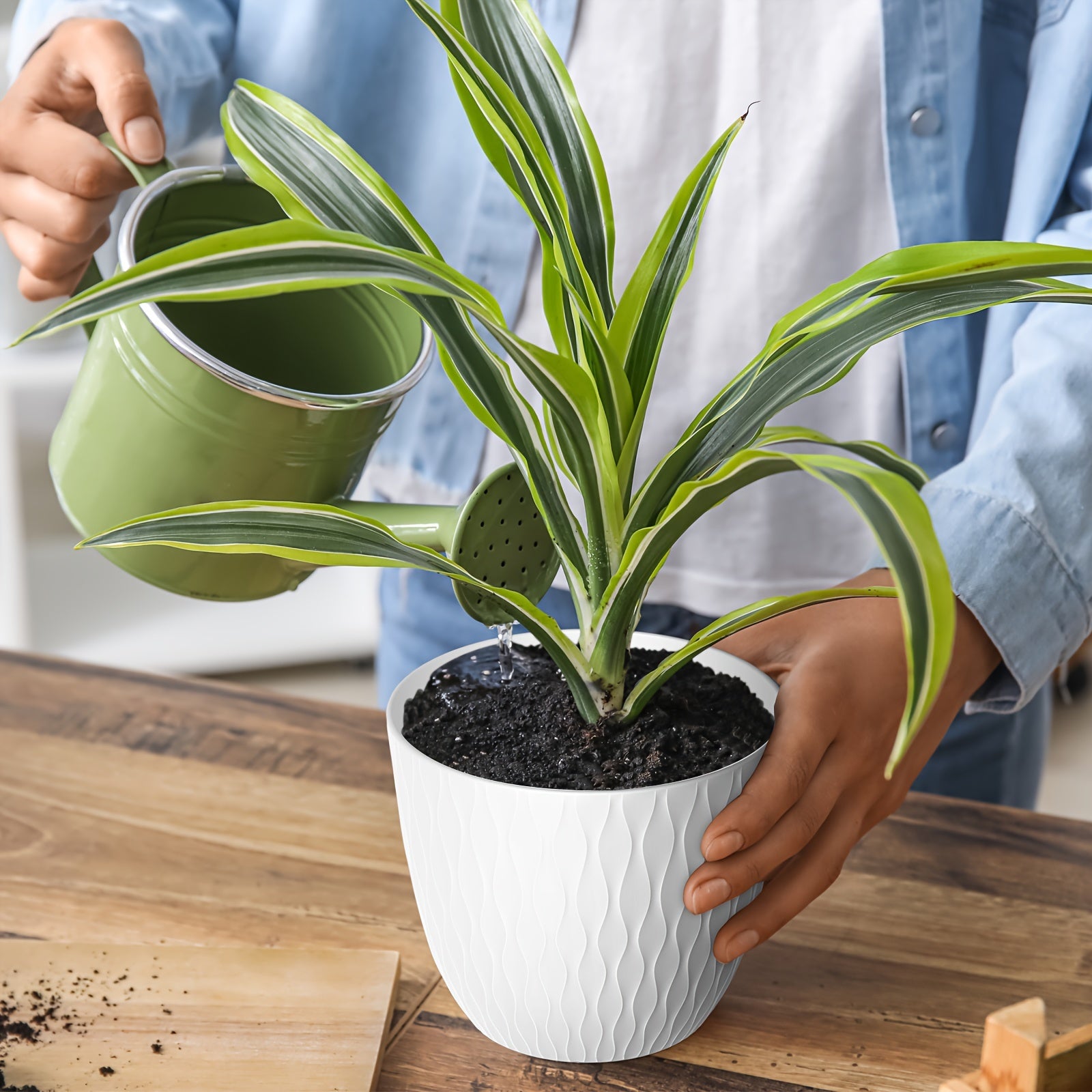 Set of Water Ripple Plastic Flower Pots with Drainage Holes for Indoor Outdoor Planting Large Medium Small