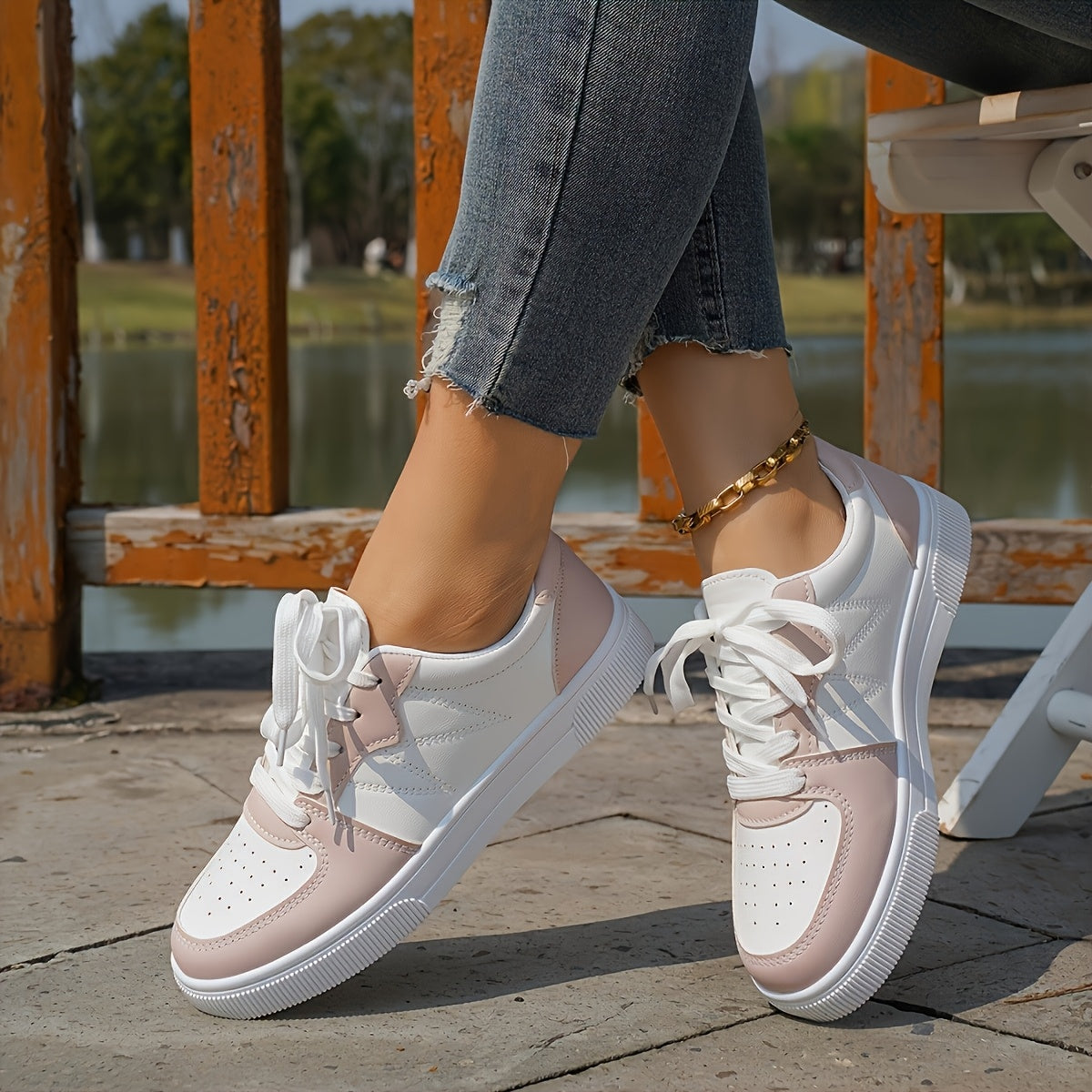 Women's Lightweight Skate Sneakers White Pink Synthetic Upper Breathable Fabric Rubber Sole