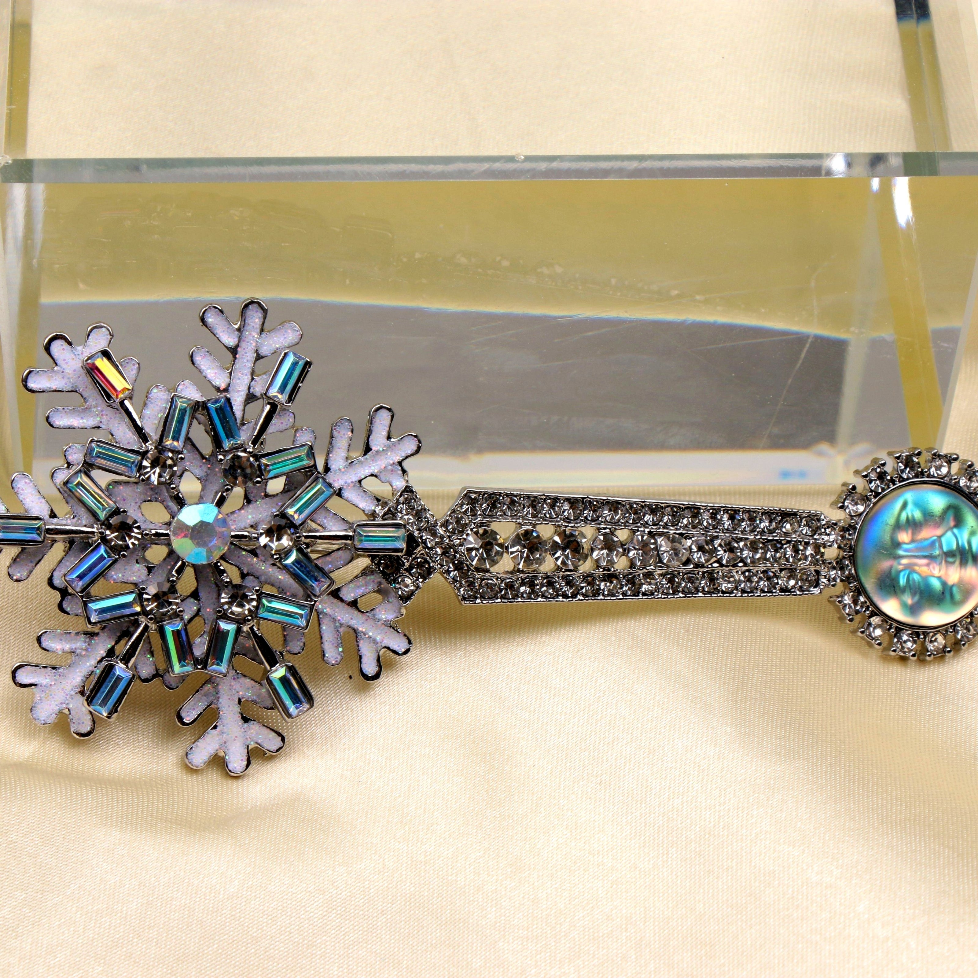 Vintage Snowflake Brooch erkaklar va ayollar uchun Kristal Dazzle Festival zargarlik buyumlari