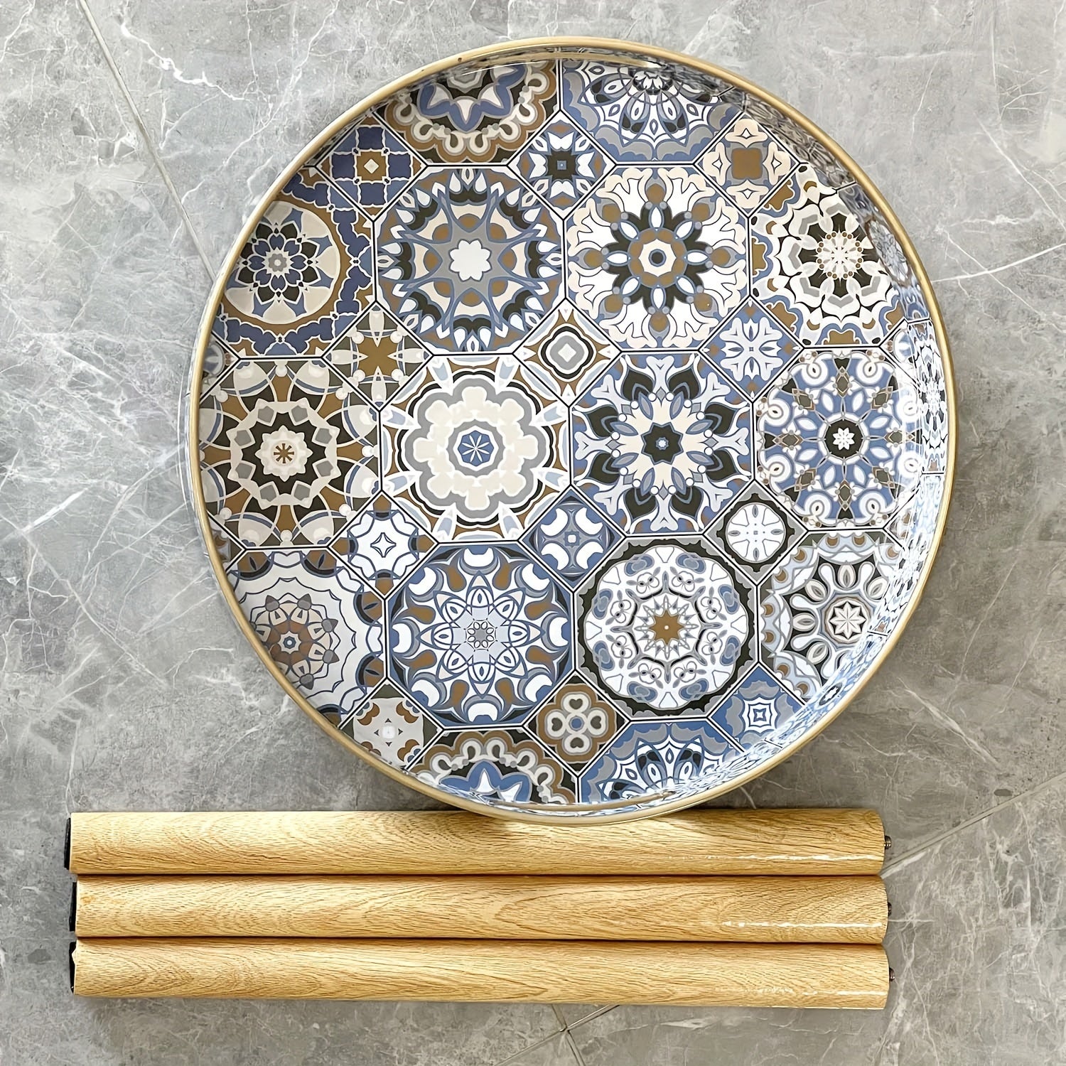 Decorative Sculpture and Wooden Tray with Detachable Legs for Bohemian Coffee Table