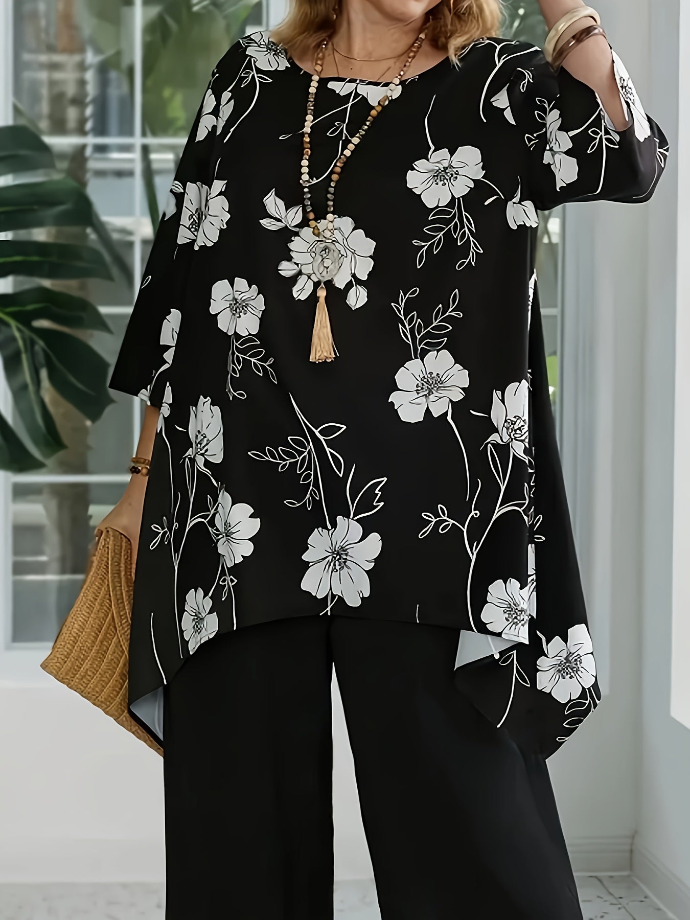 Plus Size Women's Floral Print Asymmetrical Hem Blouse Breathable Casual Top