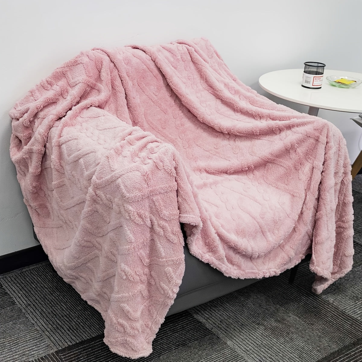 Fuzzy Throw Blanket Polyester Lightweighy Cozy RV Sofa Bed Comfort Accessory