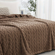 Double-Sided Plush Fleece Throw Blanket Brown Knitted Polyester Jacquard All-Season