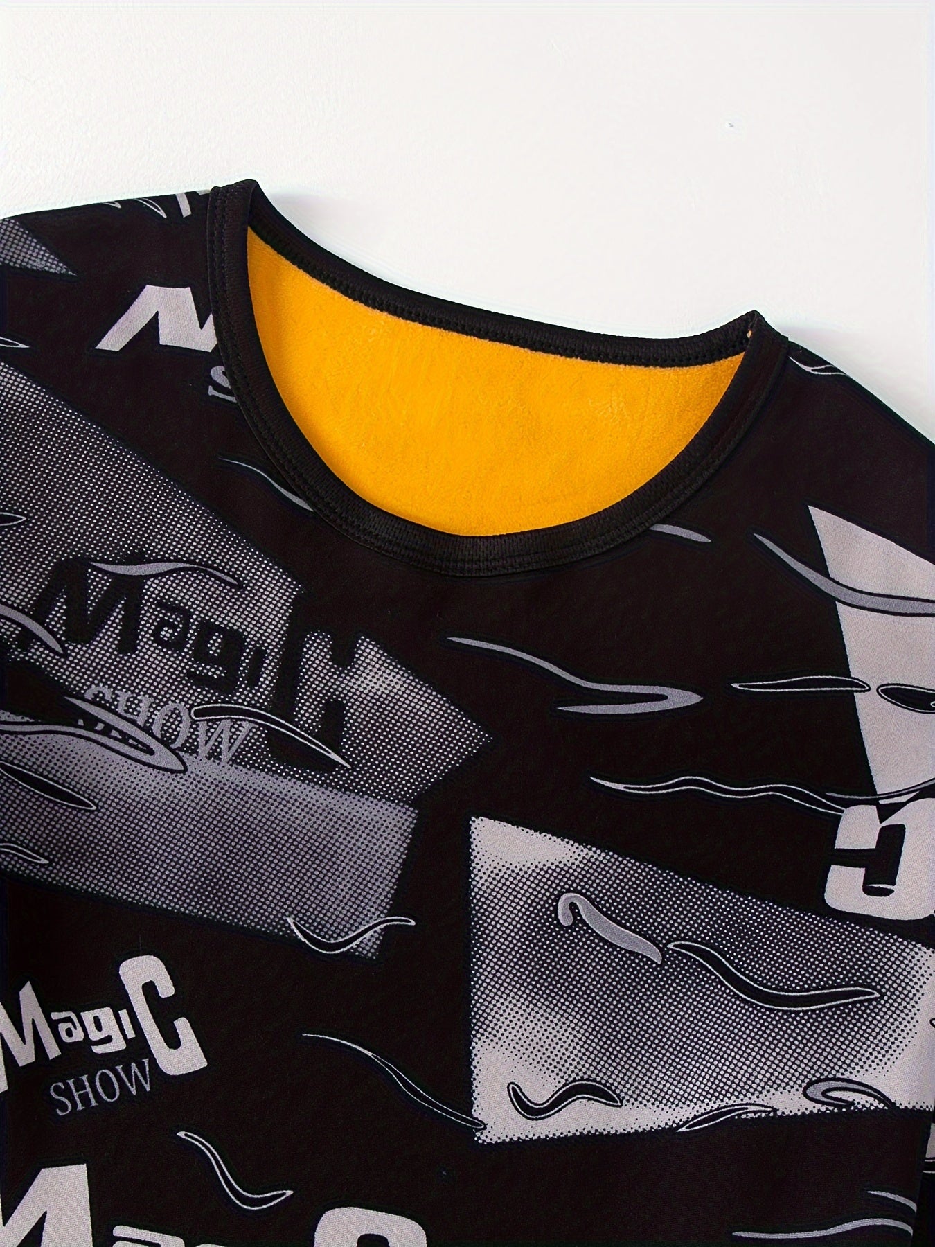 Men's Thermal Underwear Set Camouflage Fleece-Lined Long Sleeve Top and Leggings Winter Skiing