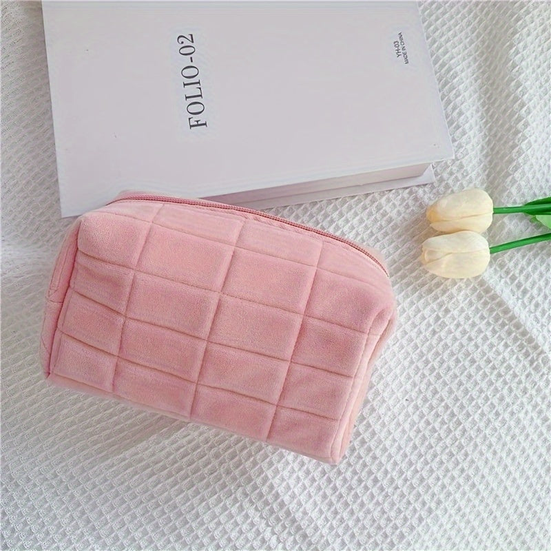 Women’s White Velour Cosmetic Bag Large Capacity for Makeup Brushes and Accessories