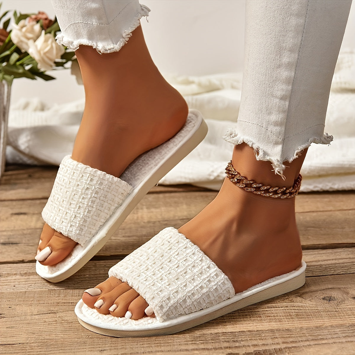 Женские мягкие тапочки из памяти с нескользящей подошвой