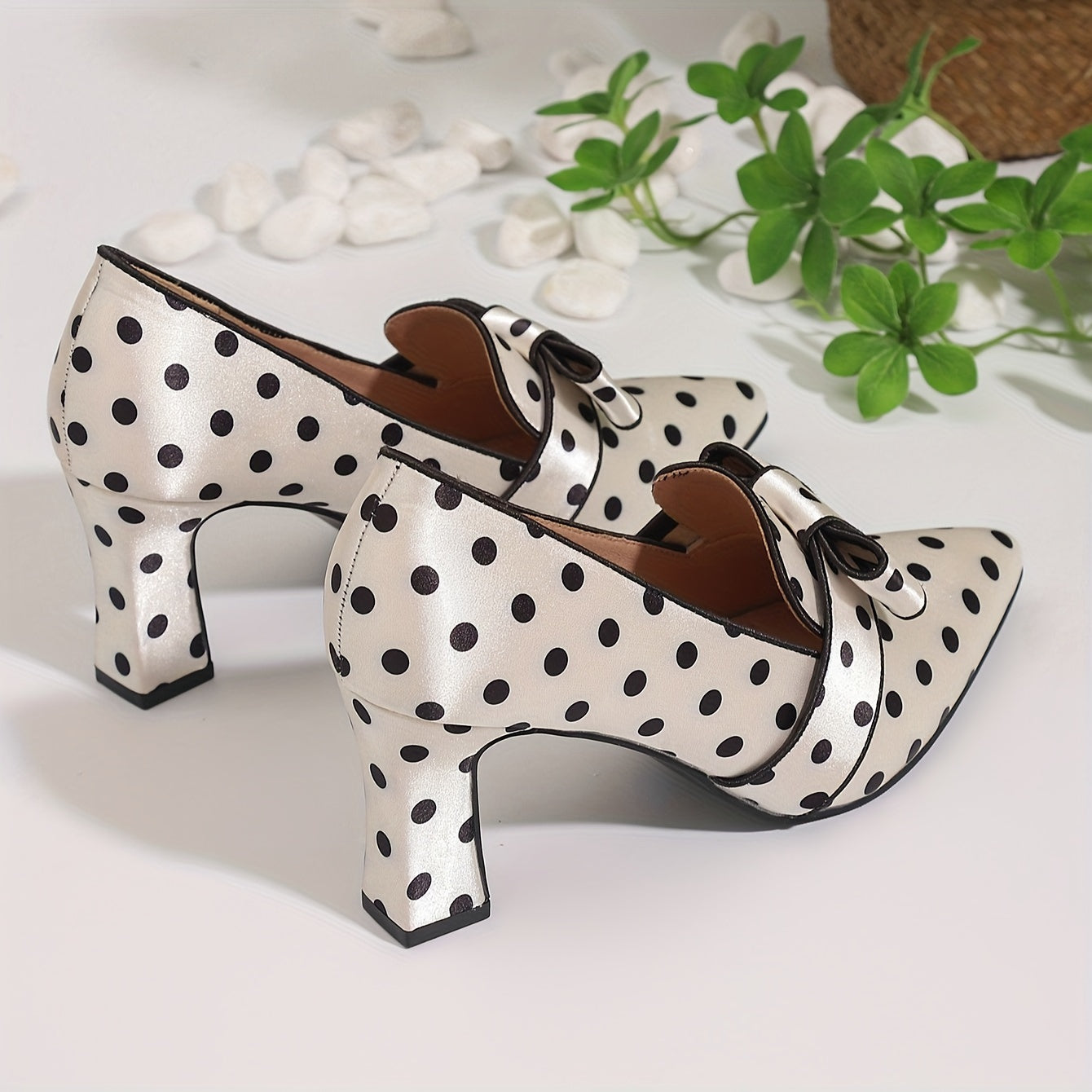 Women Polka Dot Bowknot Pumps Pointed Toe Chunky Heel for Parties