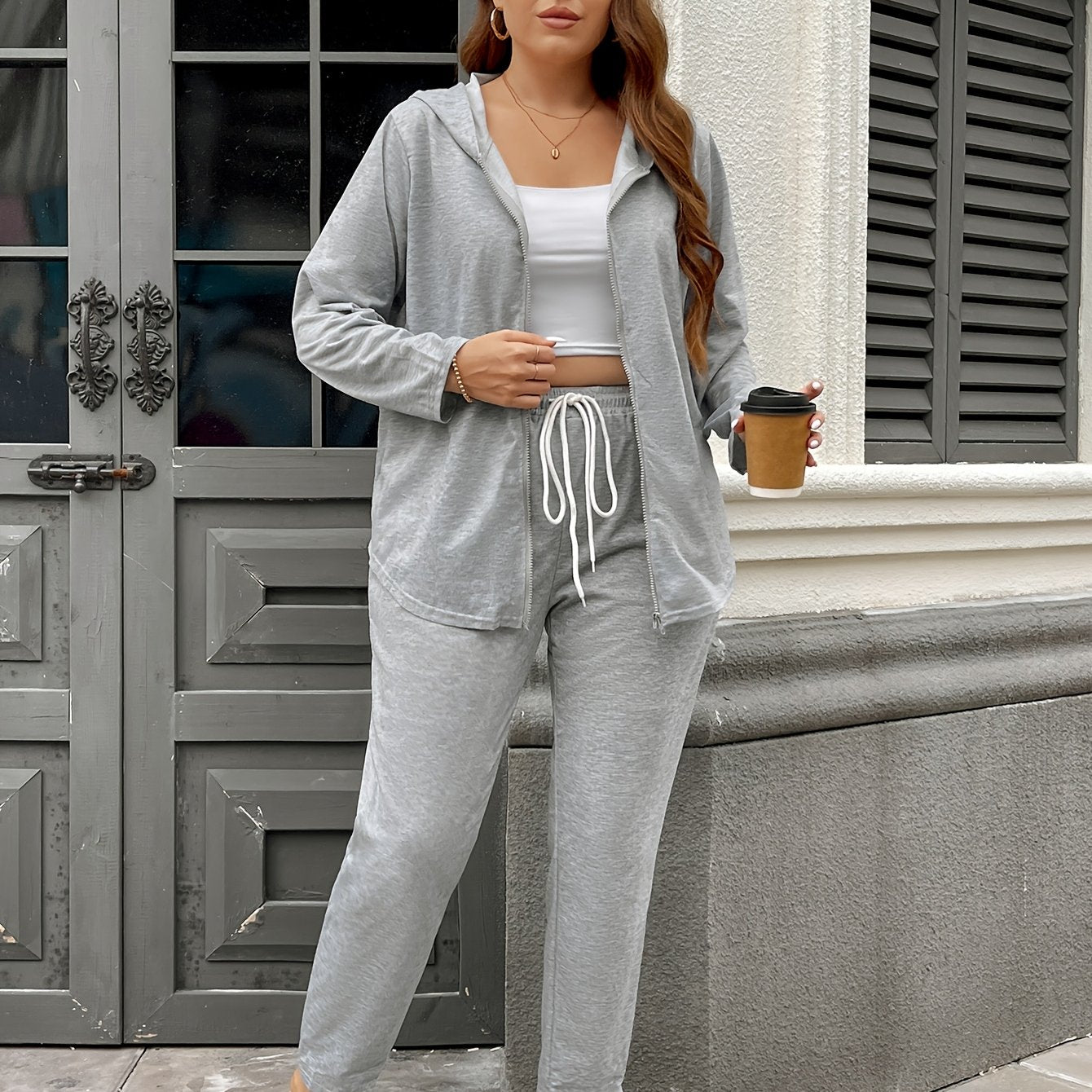 Olive yashil fermuarlı kapüşonli kofta va sport shimlari to'plami katta o'lchamdagi ayollar uchun - Norasmiy, cho'ziluvchan polyester aralashmasi, mashinada yuvish mumkin, cho'ntaklar, tortish ipi tafsiloti