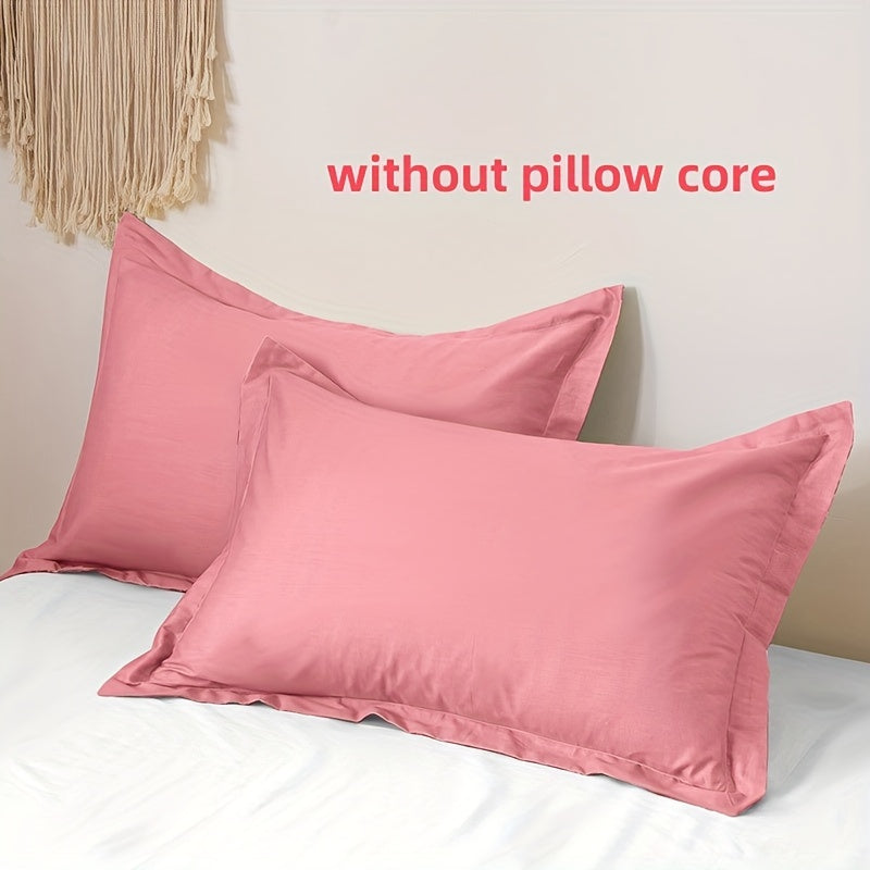 Set of 2 Soft Breathable Polyester Pillowcases in Solid Color with Envelope Closure