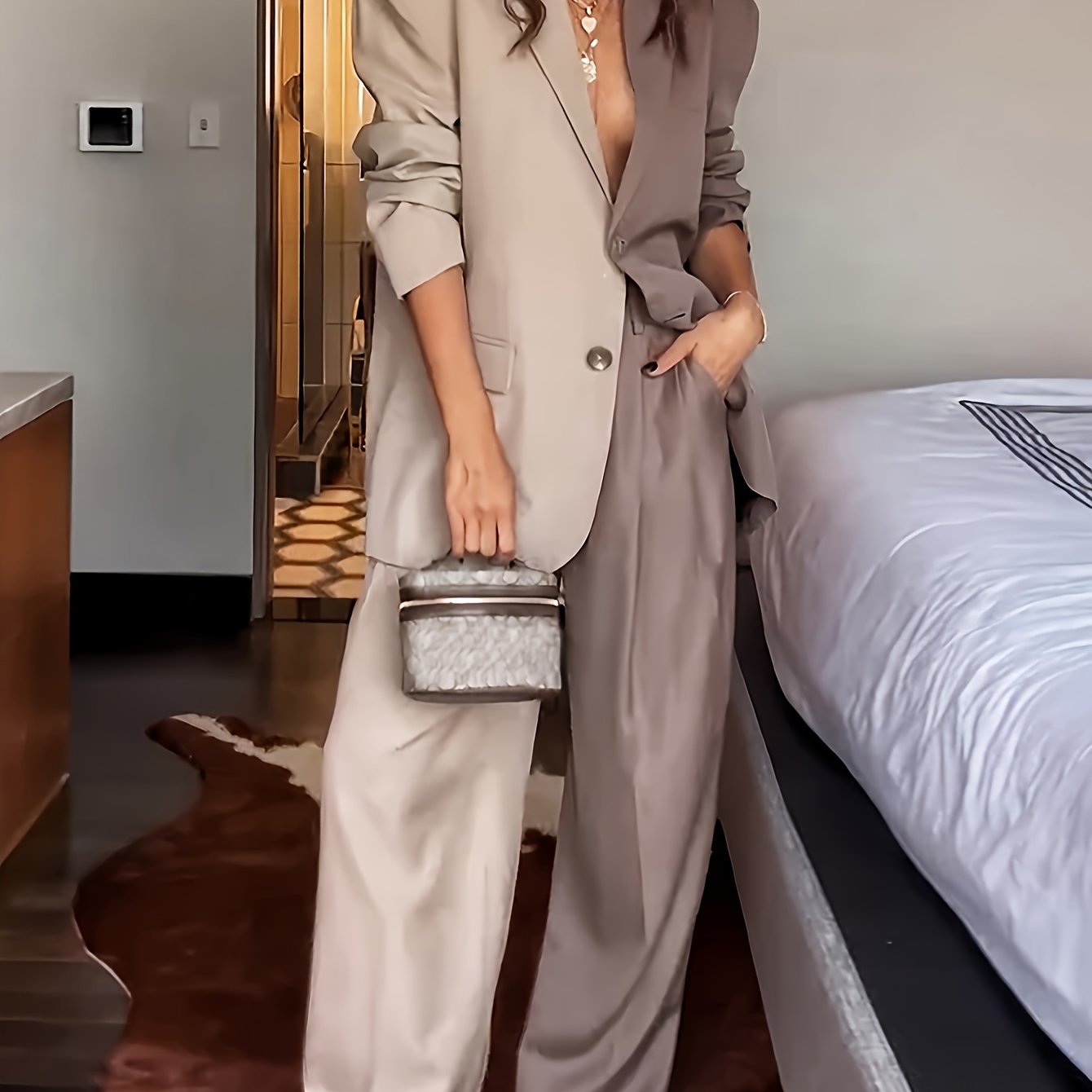 Color-Blocked Blazer and Wide-Leg Pants Set for Women Spring Fall Elegant Polyester