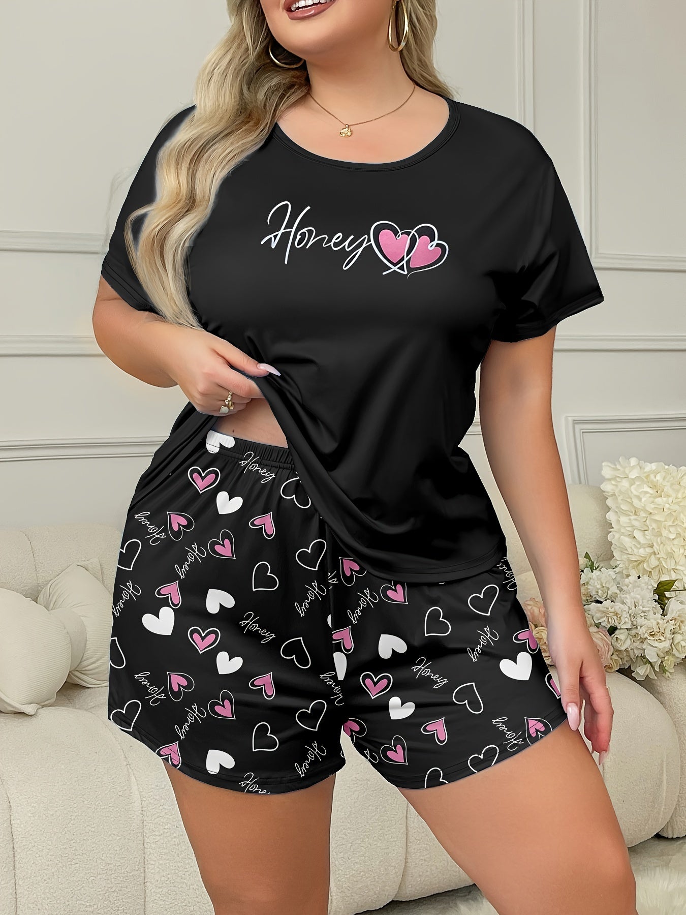 Plus Size Women's Casual Pajama Set Heart Letter Print Short Sleeve T-Shirt and Shorts Sleepwear