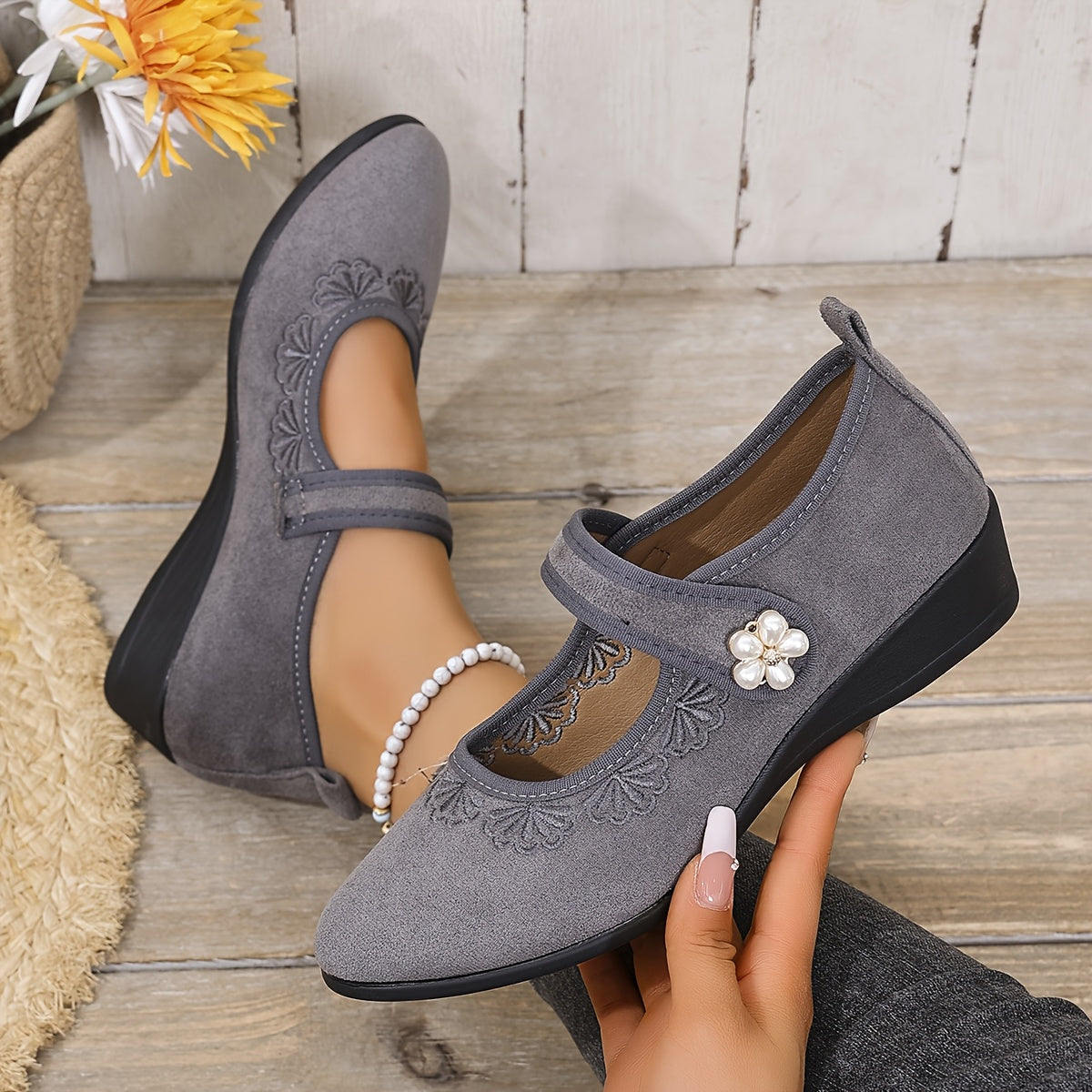 Ayollar uchun flanelli tikilgan Mary-Jane poyabzali, engil, kundalik, yengil burchakli taglik bilan