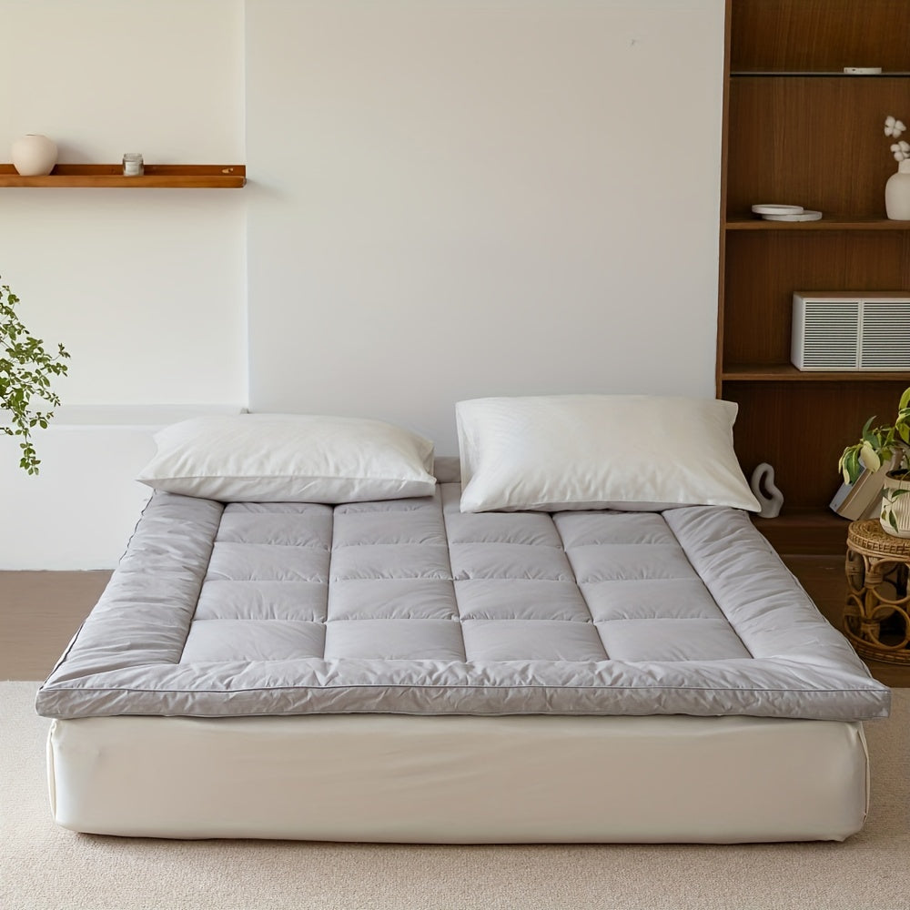 Full Size Mattress Protector Thin Down Alternative Breathable All Seasons