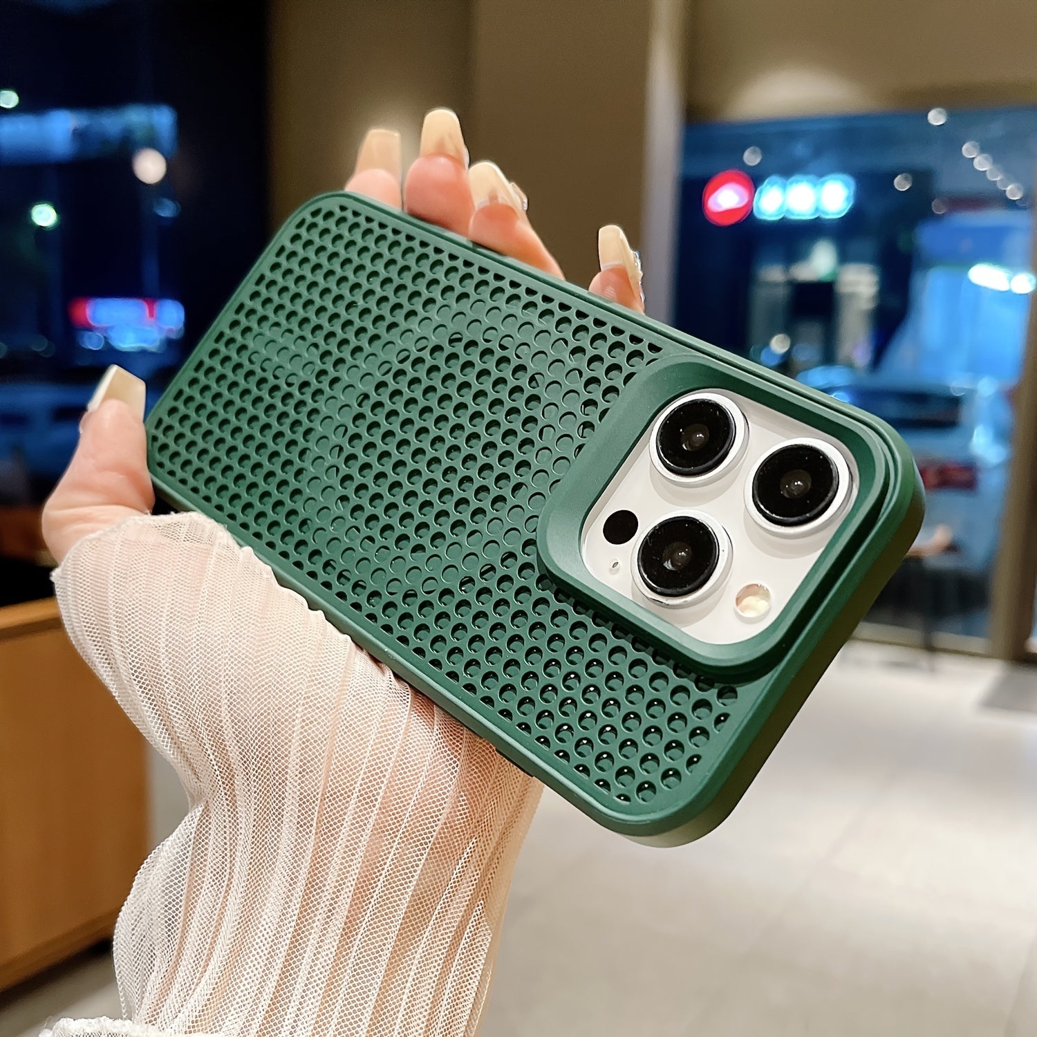 Matte Plastic Phone Case for iPhone Pro Max with Wireless Charging and Magsafe Compatibility