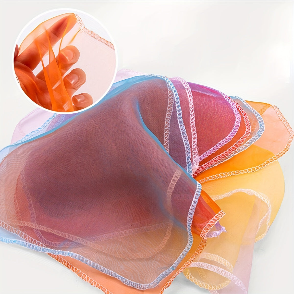 "Bola uchun sehrli mato qutisi: sezgi tadqiqoti va nozik motor ko'nikmalarini rivojlantirish uchun innovatsion ta'lim o'yinchoq - bolalarning o'yin va o'rganishi uchun ideal! Rojdestvo va Halloween uchun mukammal sovg'a!"