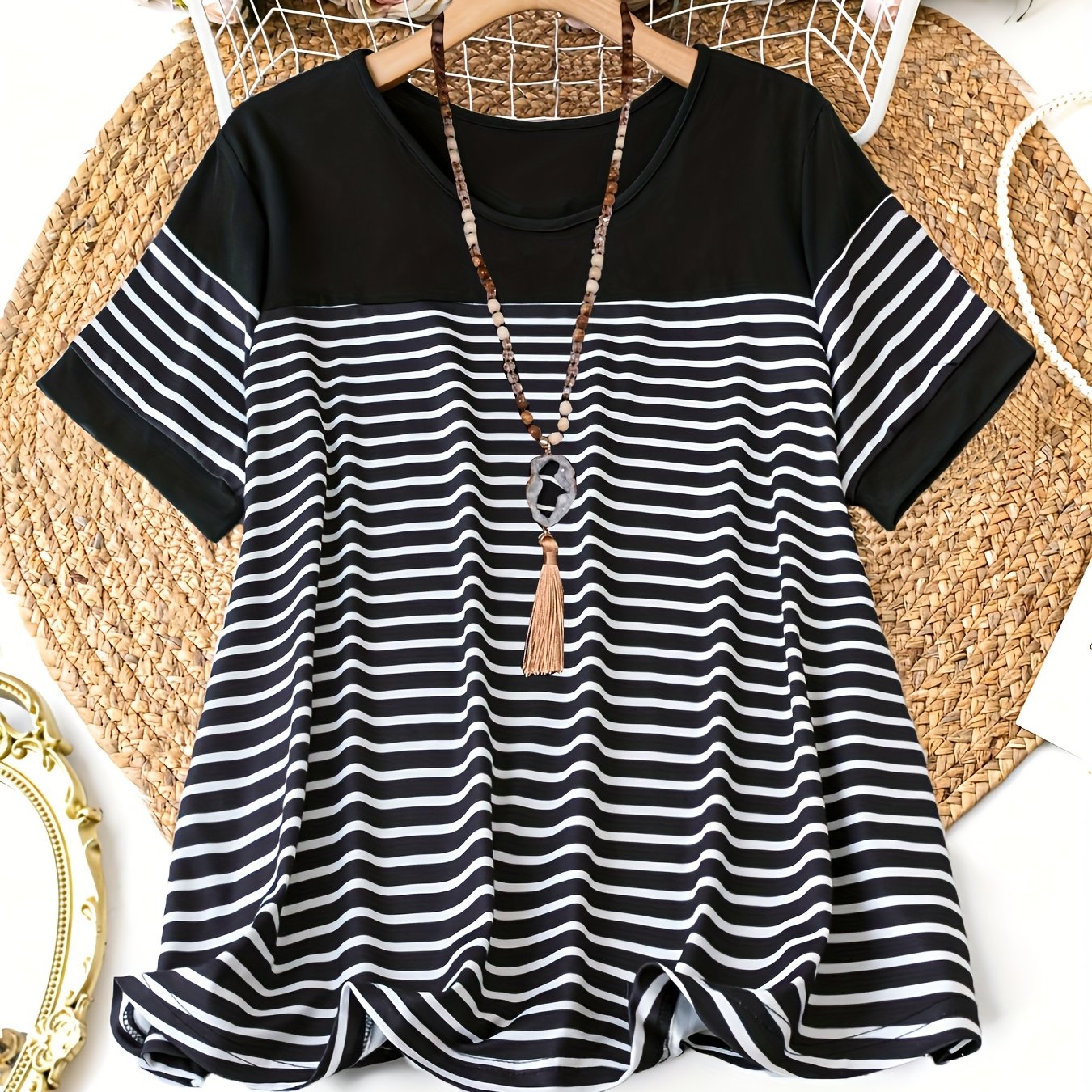 Women's Striped Stretch T-Shirt Crew Neck Polyester Spandex All Season