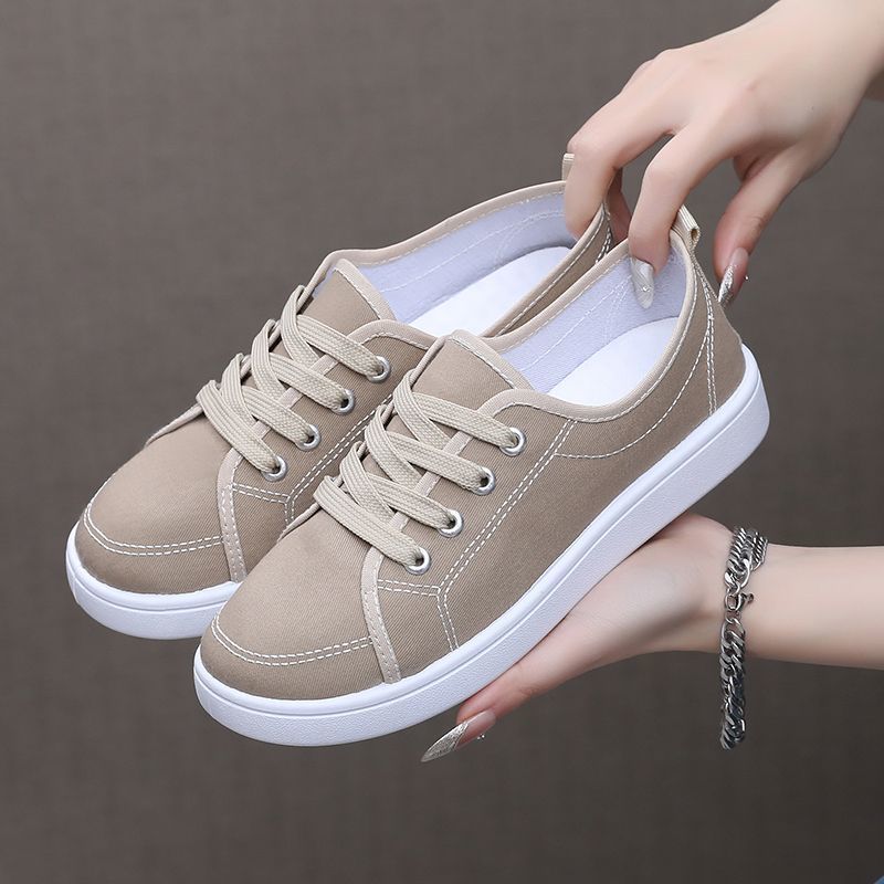 Women's Breathable Casual Sneakers Flat Sole Black White Contrast Stitching