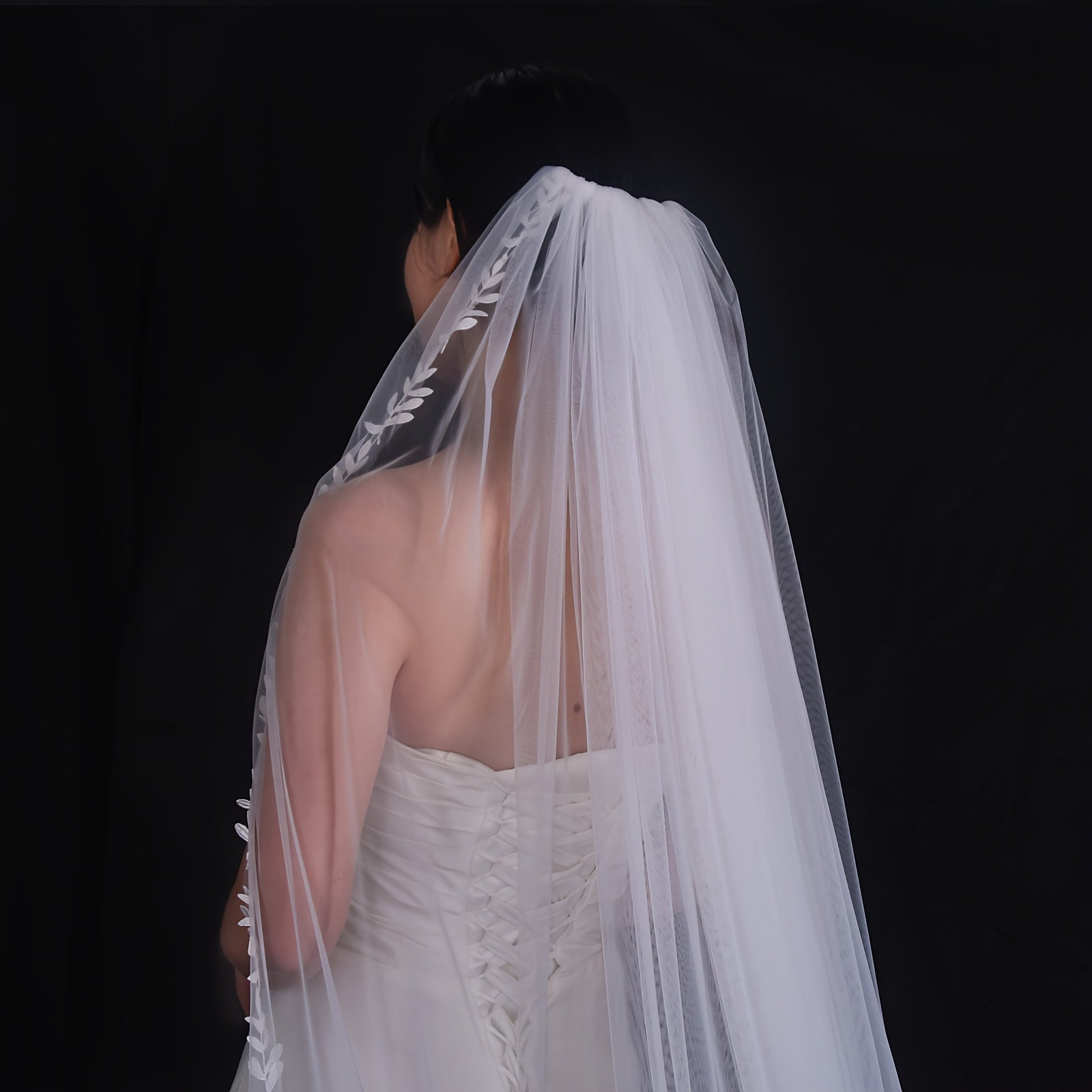 Элегантное свадебное вуаль с кружевной каймой из полиэстера, полный рост, для особых случаев