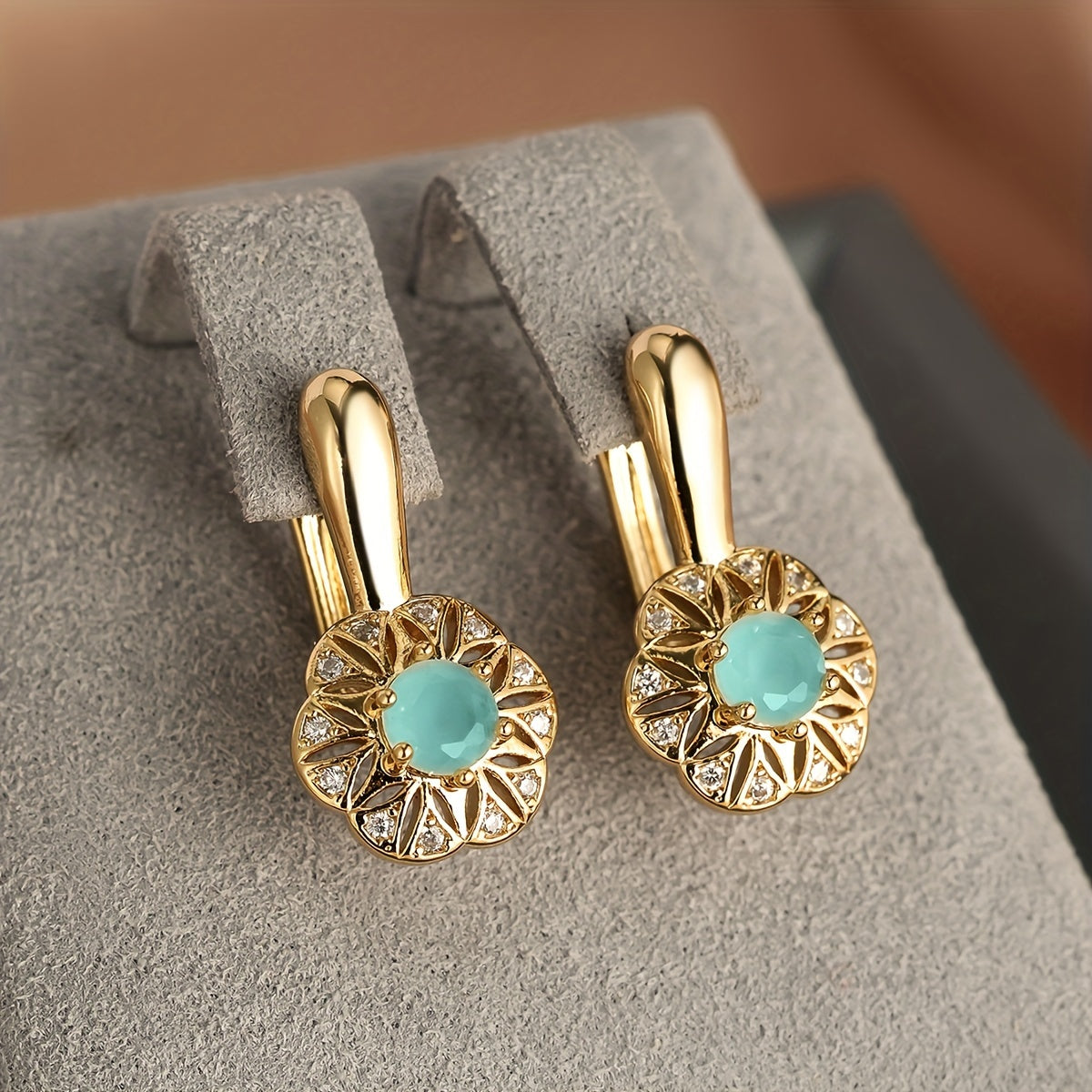Golden Flower-Shaped Zirconia Leverback Earrings for Women Party Jewelry