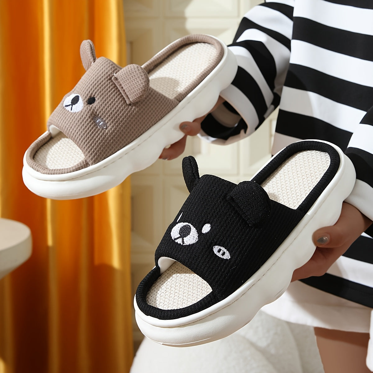 Women's Cartoon Puppy Slip-On Slippers Breathable Non-Slip Indoor Summer