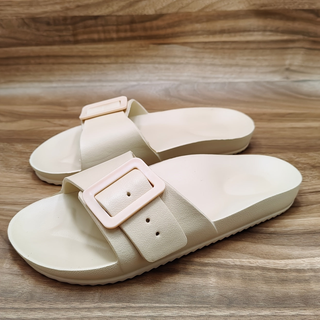 Ayollar uchun nafas oladigan EVA ochiq barmoqli slayd sandalilar, sozlanadigan burilish bilan plyaj poyabzali