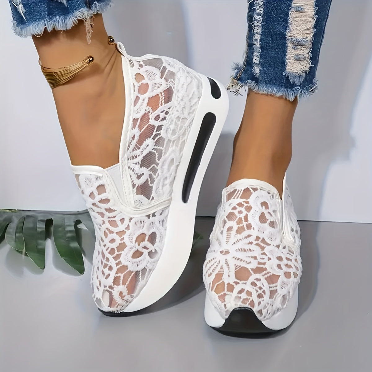 Women's Hollow-Out Low-Top Sneakers, Breathable, Lightweight, Casual Outdoor Shoes