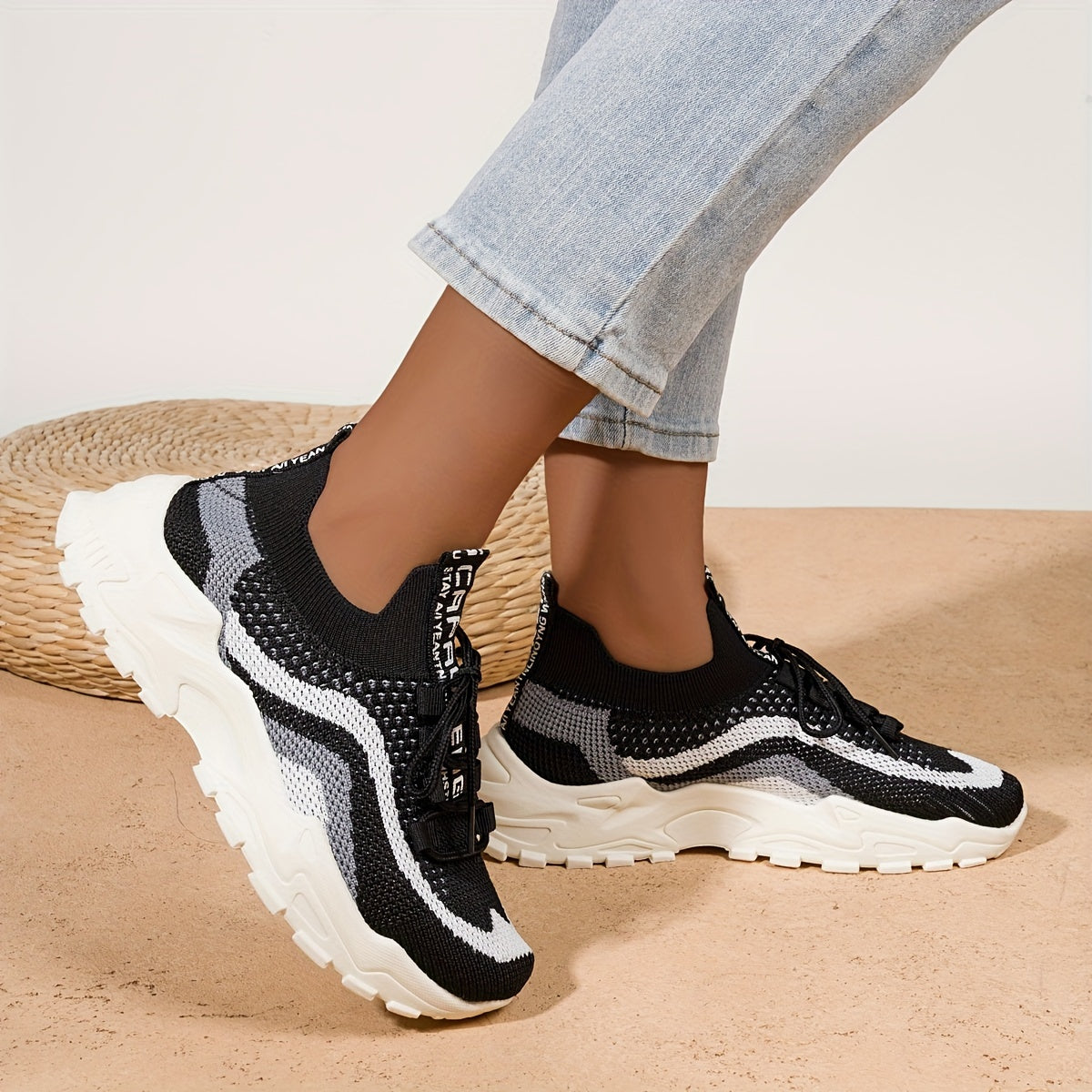 Women's Mesh Platform Sneakers Casual Low Top Tennis Shoes Plus Size