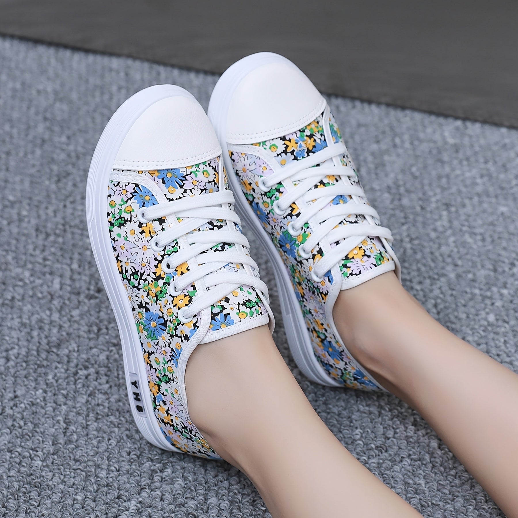 Women's Floral Breathable Flat Sneakers with Non-Slip PU Outsole Summer Casual