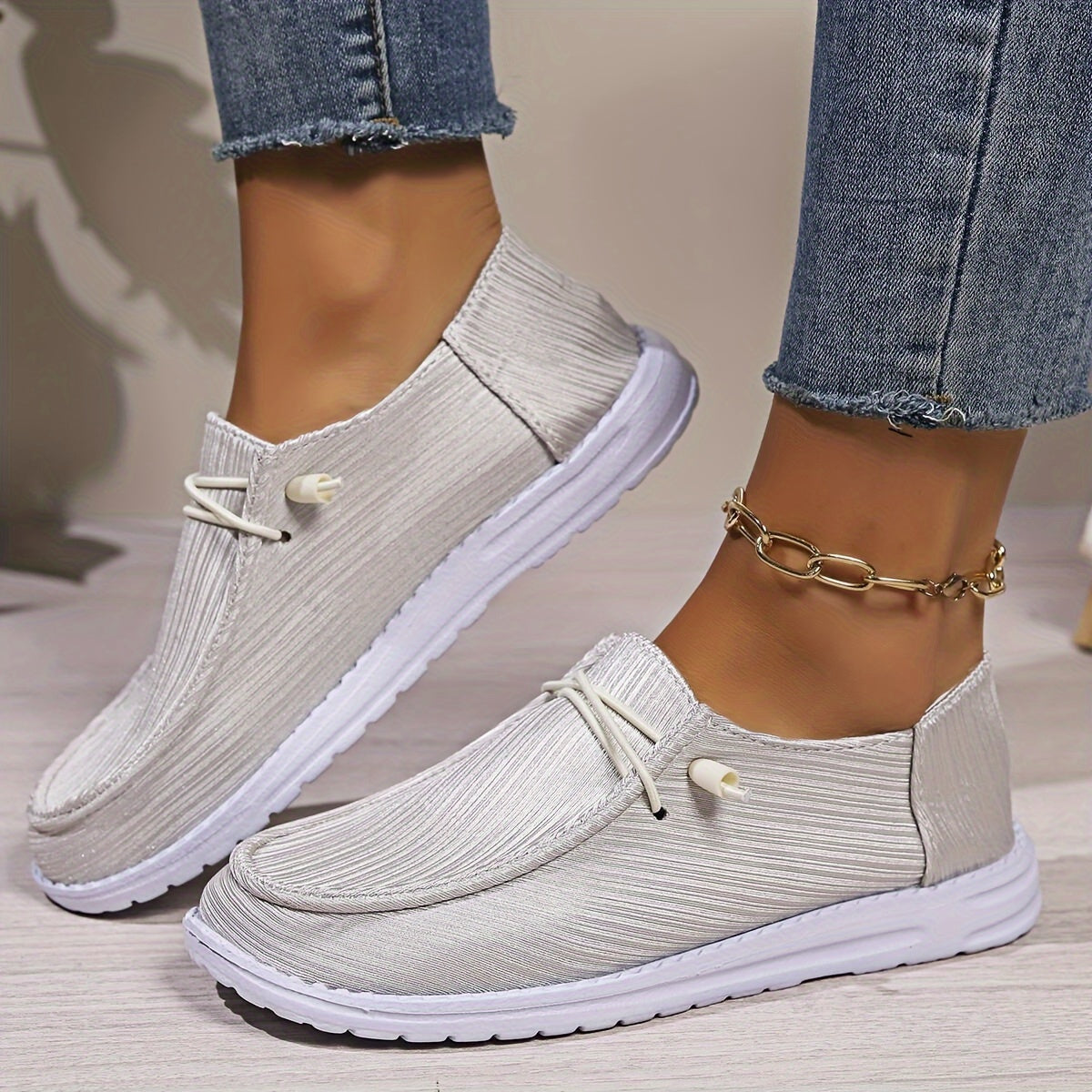 Women's Canvas Slip-On Flat Shoes Breathable Loafers Walking Shoes