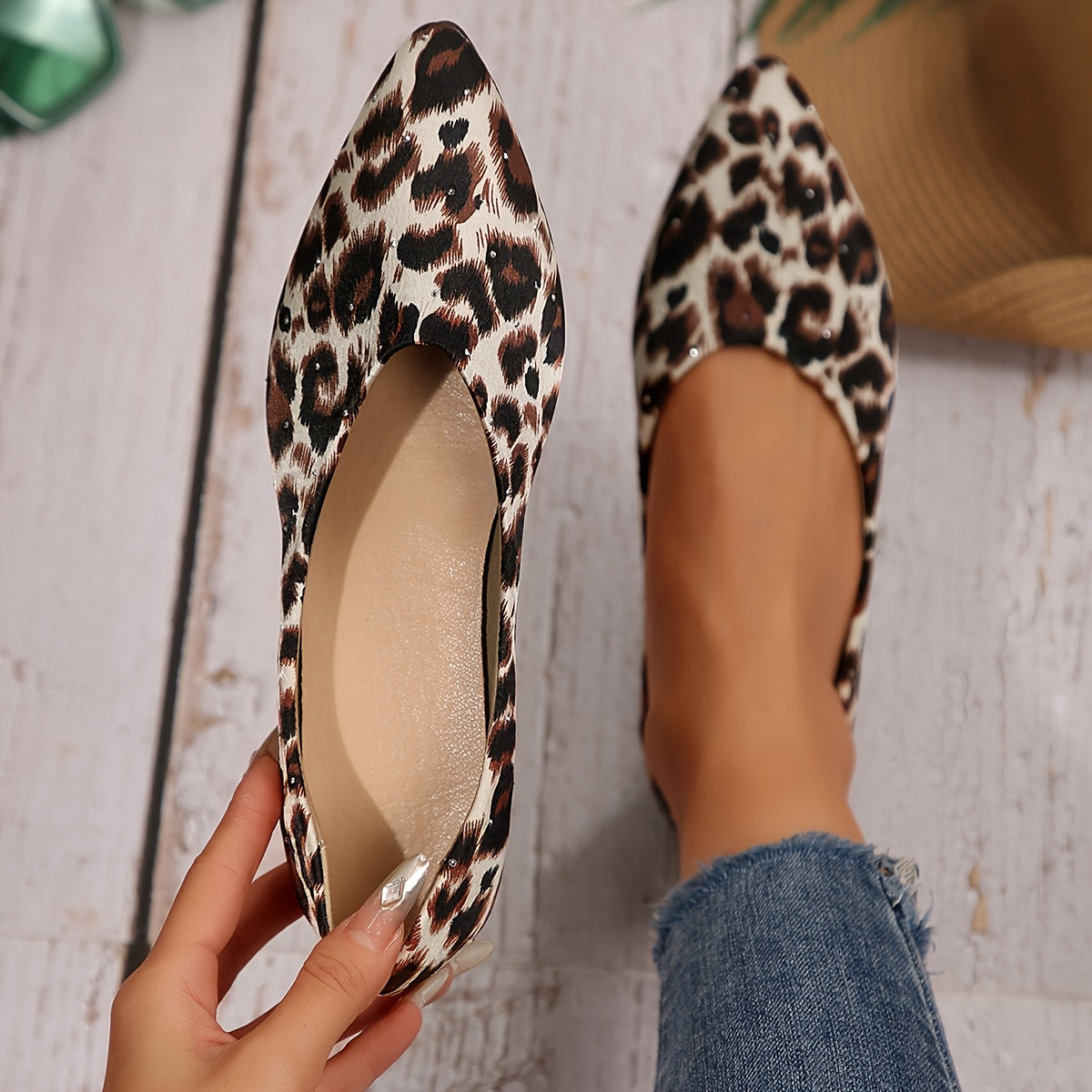 Women's Leopard Print Mary Jane Flats Pointed Toe Slip-On Shoes