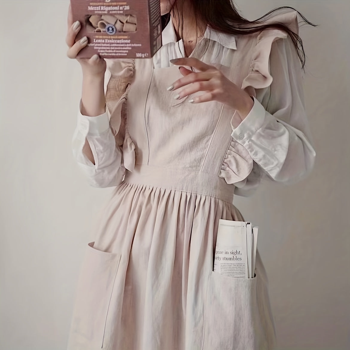 Women's Woven Fabric Apron with Pockets Solid Color 180gsm