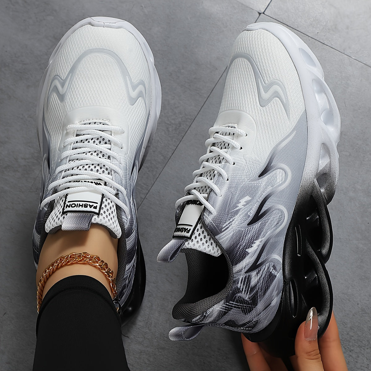 Women Breathable Mesh Sneakers Casual Lace-Up Round Toe Low Top Shoes All-Season