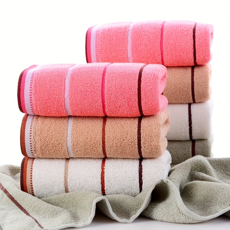 Yuzni yuvish va qo'lni quritish uchun mo'ljallangan yumshoq chiziqli sochiq to'plami, juftliklar, sport zali, yoga studiyasi va plyaj uchun ideal.