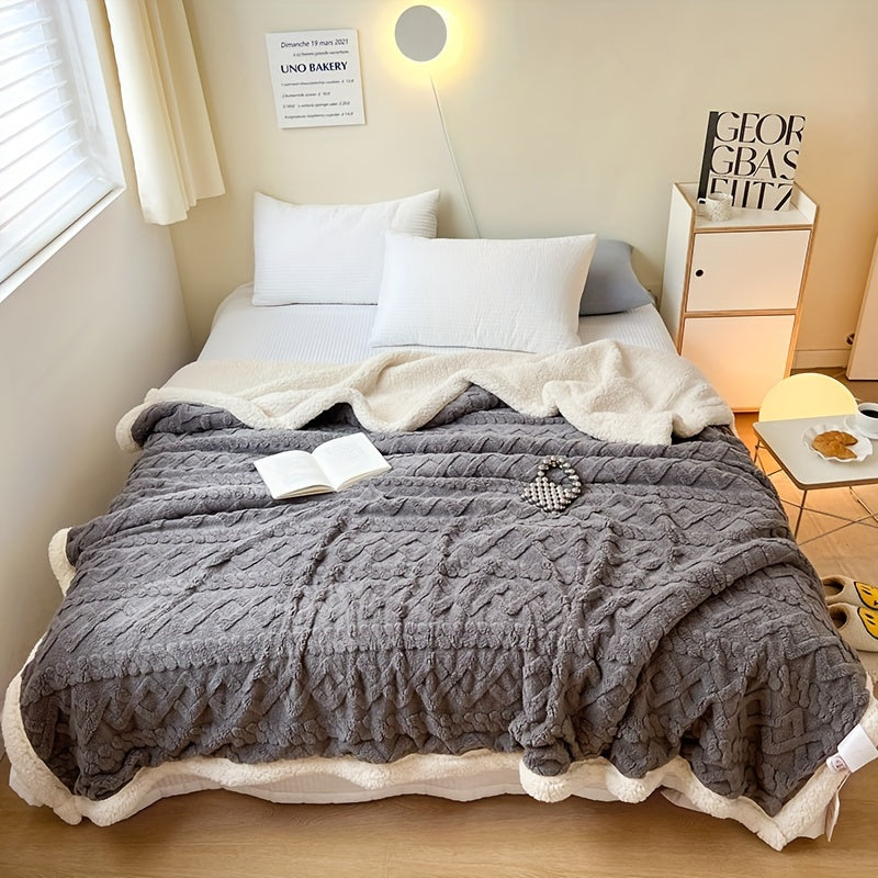 Dual-Sided Plush Blanket with Sherpa Fleece for All Seasons Polyester Knit Weave