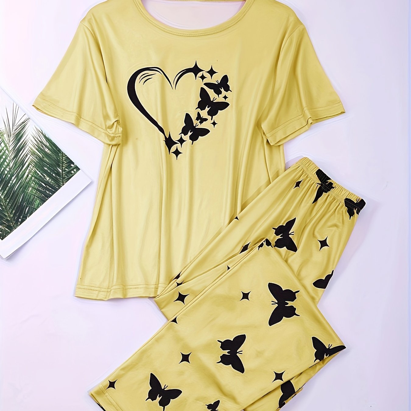 Women's Heart and Butterfly Print Pajama Set Short Sleeve Top Loose Long Pants Lounge Sleepwear