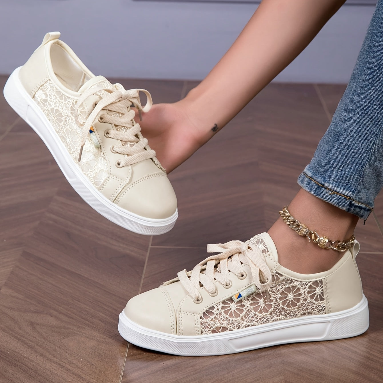 Women's Floral Lace-Up Casual Sneakers Lightweight Breathable Summer Shoes