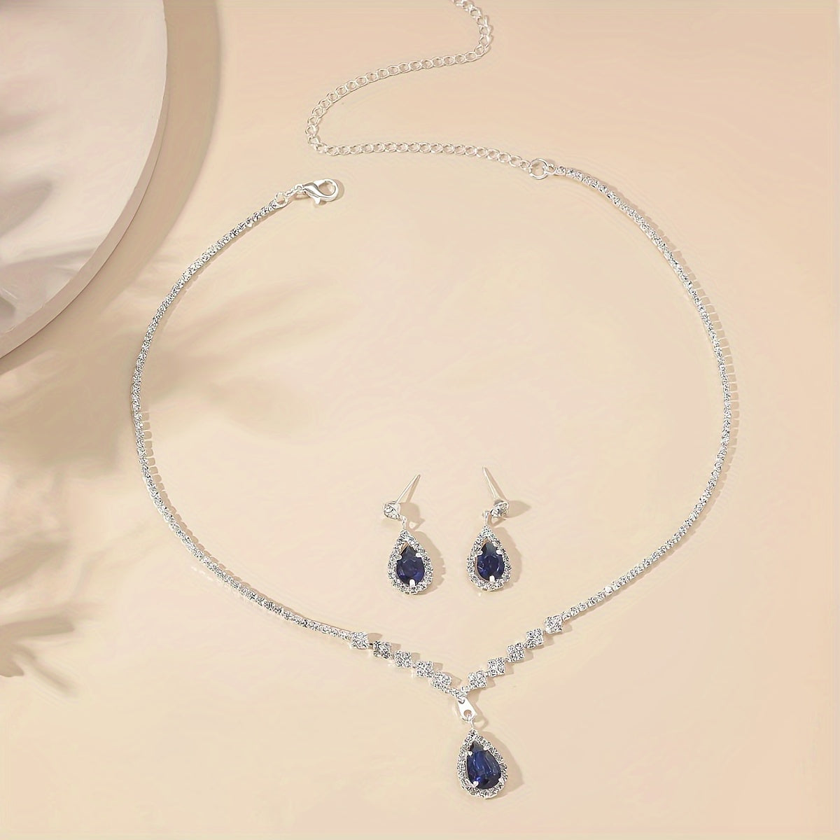 European and American Zirconia Claw Chain Necklace and Earrings Set for Wedding Party Gift