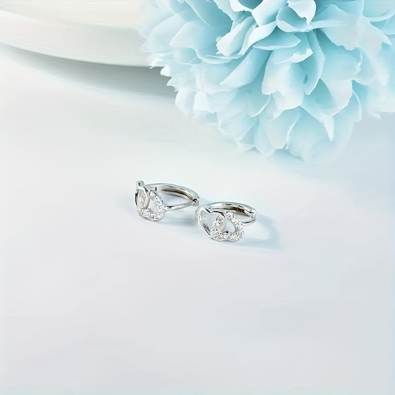 S925 Silver Gippoallergenik Ikki Bo'sh Sevgi Dizayni Halqa Sirg'alar, Zirconia Bezaklari Bilan Nafis va Hashamatli Usul, Sanalar Tungi Uchun Mukammal