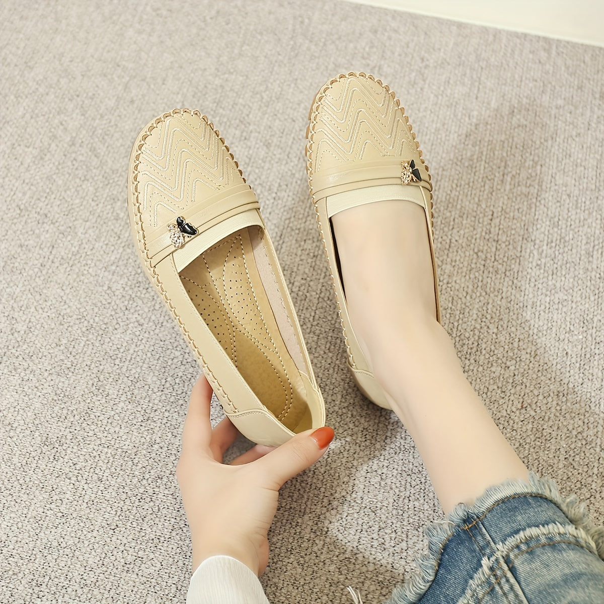 Women's Leather Slip-On Loafers with Non-Slip Sole and Soft Cover