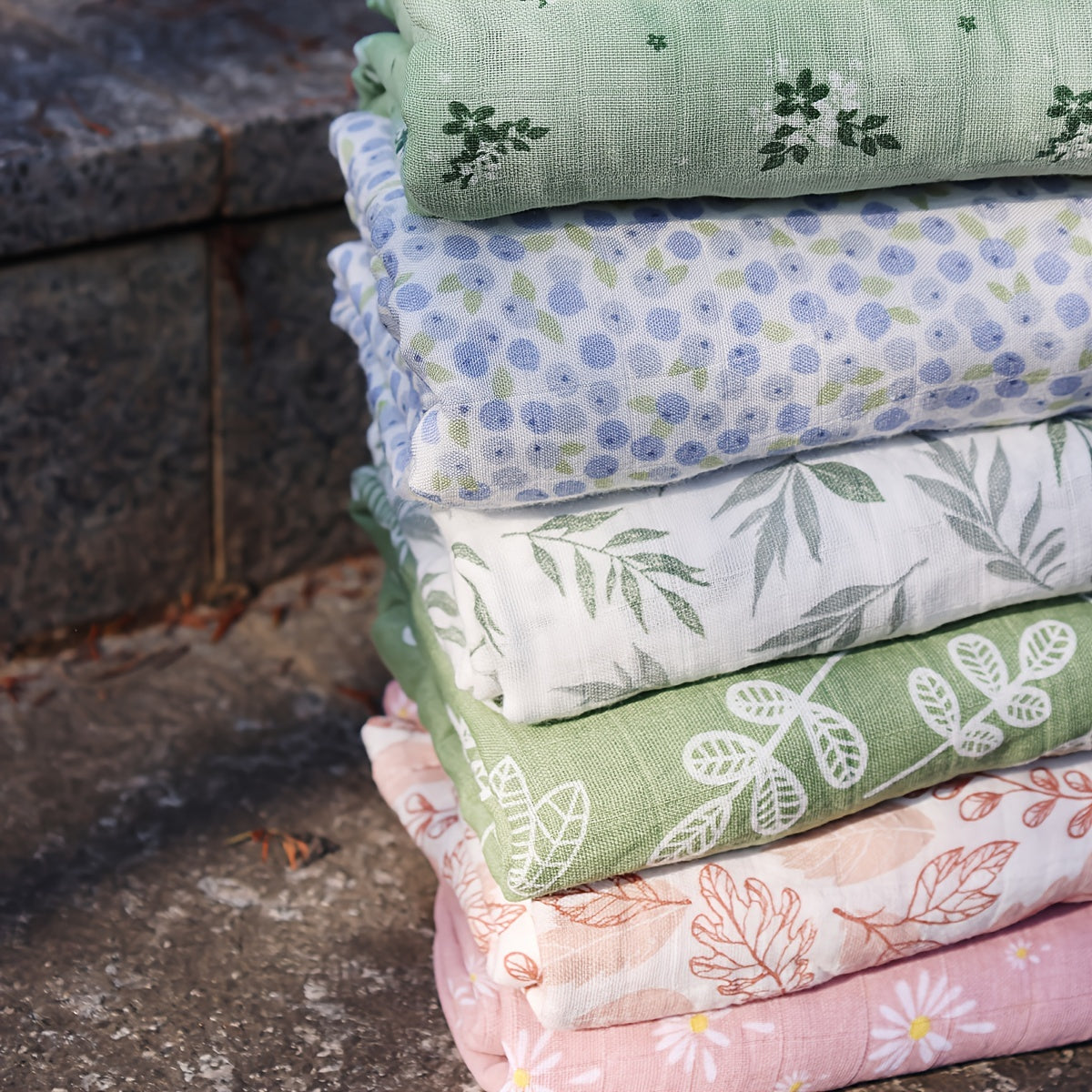 100% Cotton Muslin Swaddle Blanket for Newborns Woven Baby Towel Mixed Color