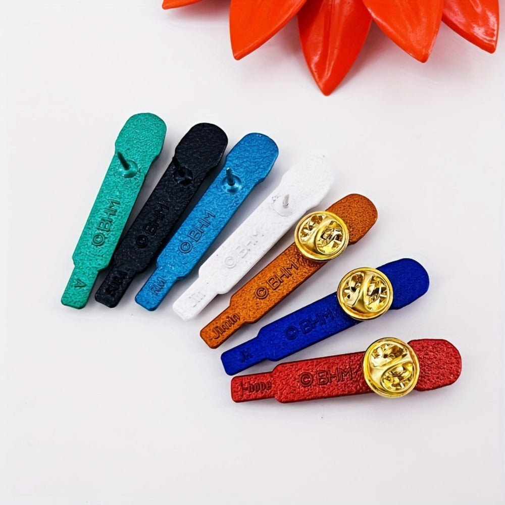 3D Microphone Brooch Pin Alloy Metal K-Pop Inspired Jewelry for Parties and Collectors