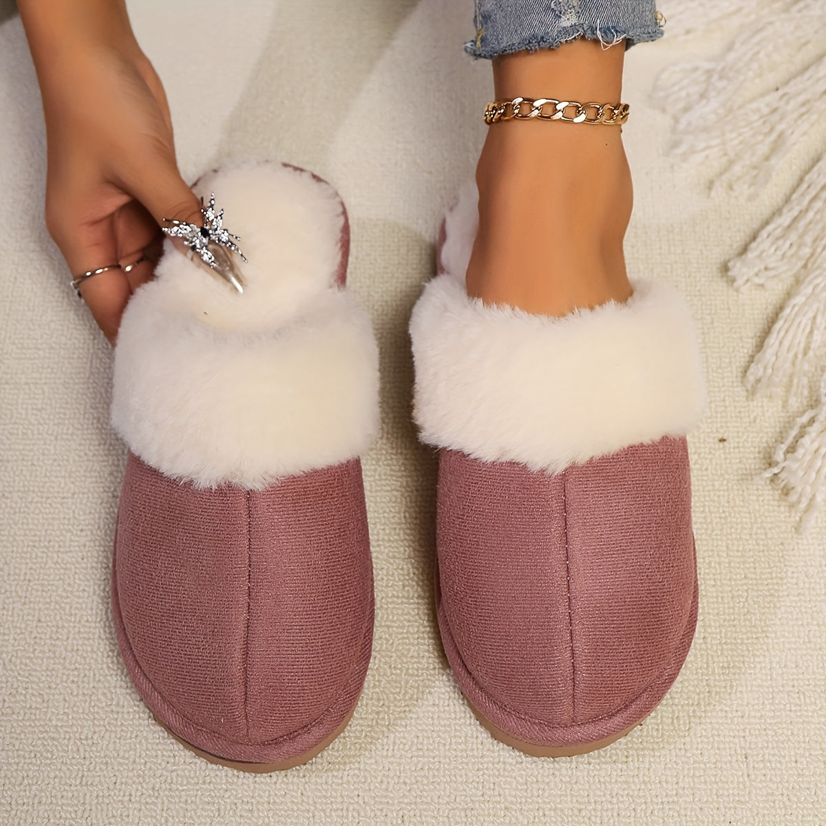 Ayollar uchun mo'ljallangan yumshoq va shilimshiq ichki maktab uchun EVA taglikli yopiq uy poyabzali