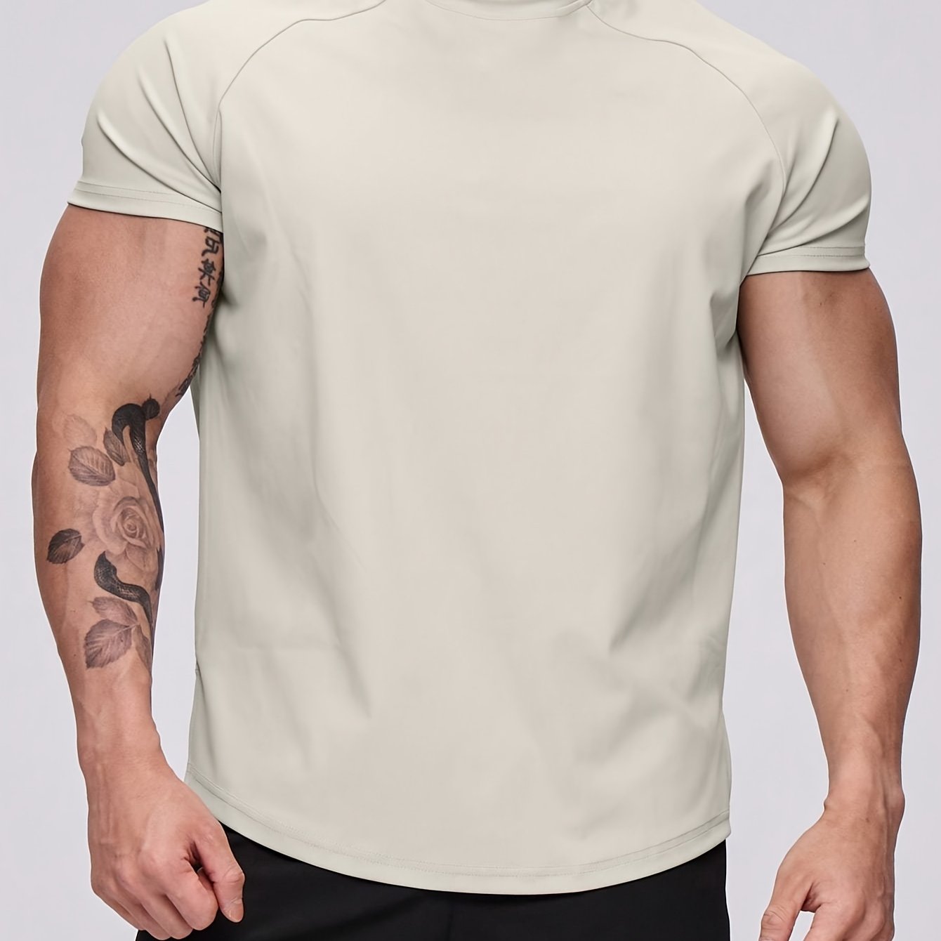 Men's Summer Sports T-Shirt Polyester Solid Crew Neck Slim Fit