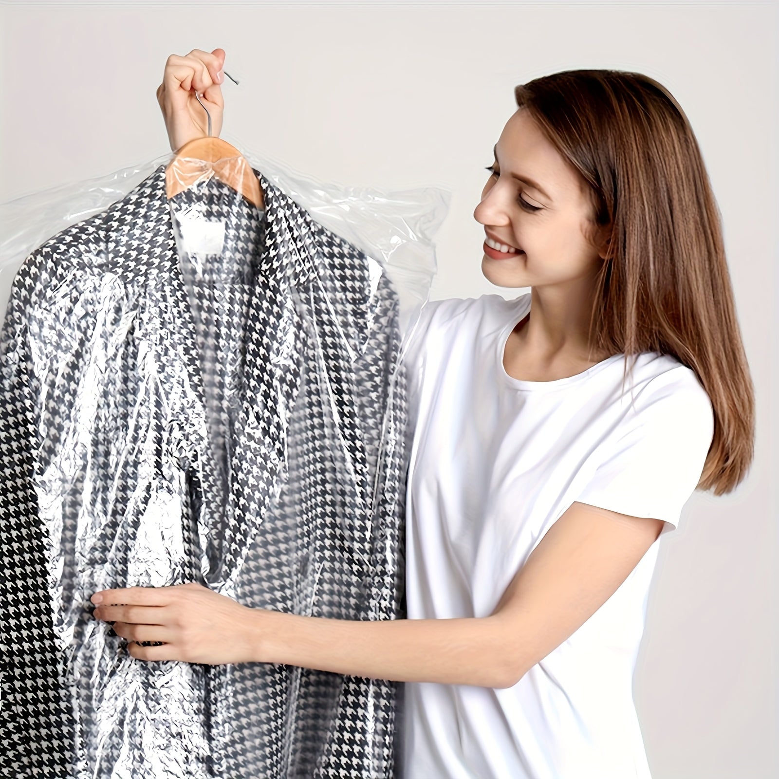 20 ta shaffof plastmassa kiyim sumkasi to'plami, kostyumlar va palto saqlash uchun chang yopilishlari